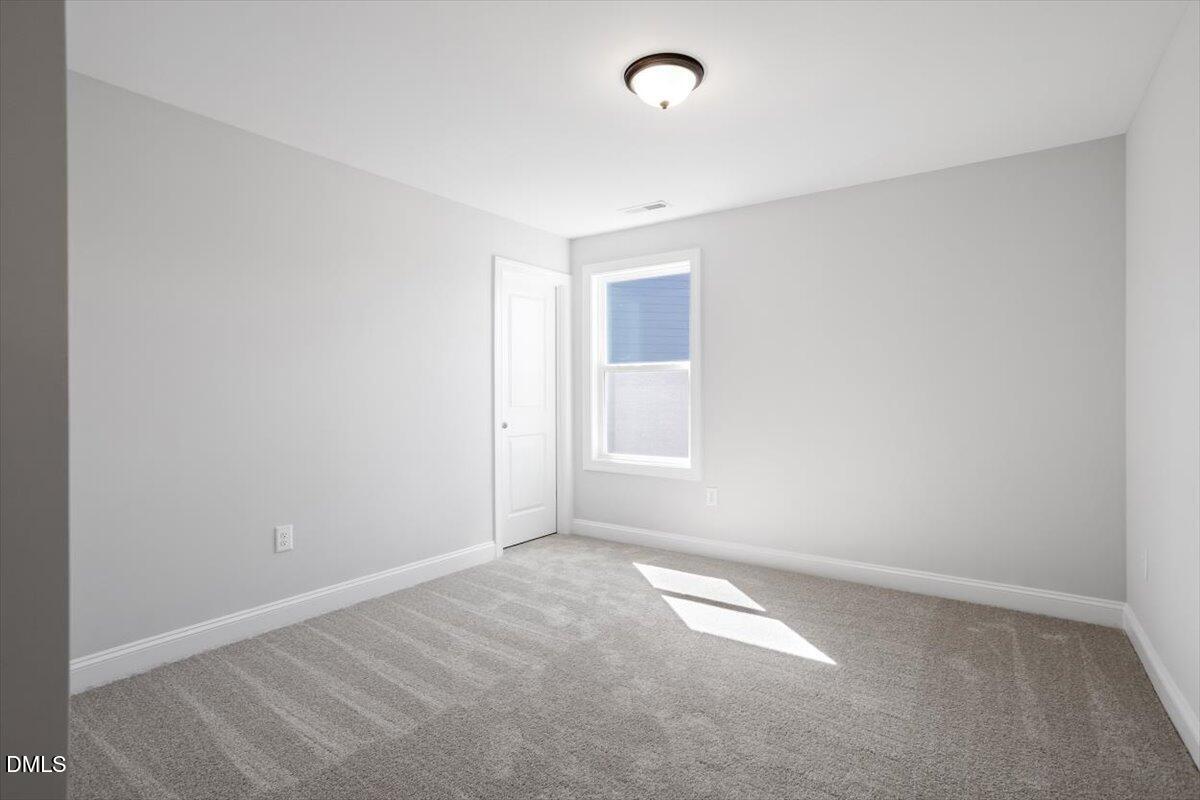 Fuquay Varina, North Carolina, 27526, United States, 5 Bedrooms Bedrooms, ,3 BathroomsBathrooms,Residential,For Sale,1973834