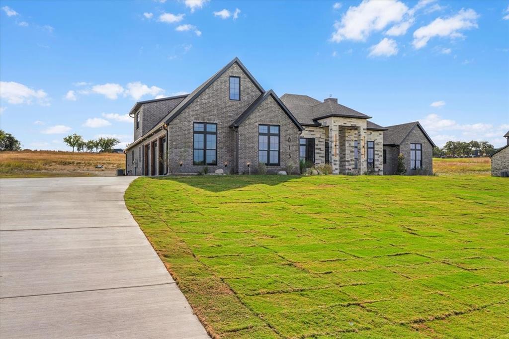 Weatherford, Texas, 76087, United States, 5 Bedrooms Bedrooms, ,6 BathroomsBathrooms,Residential,For Sale,1981195