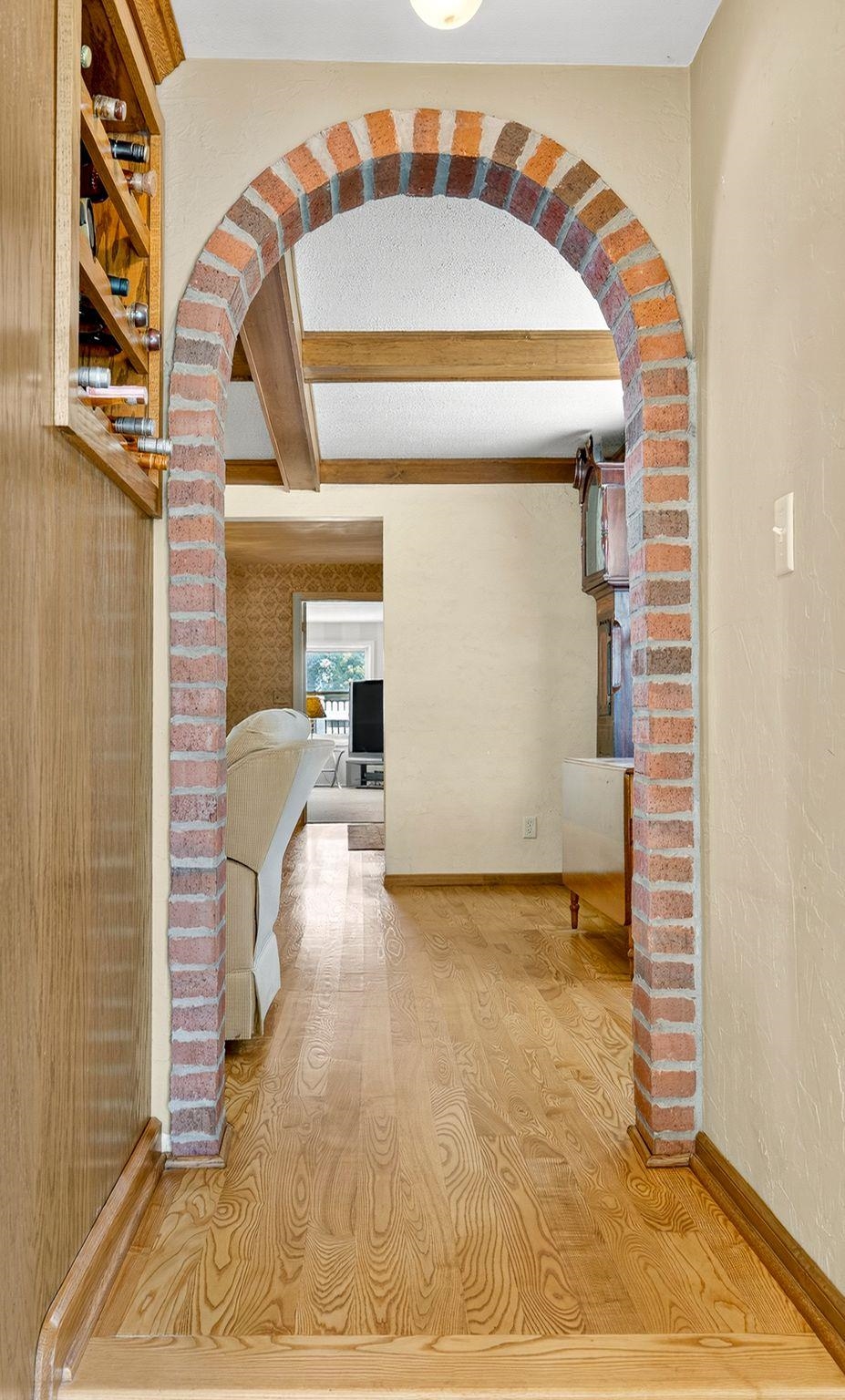 Hortonville, Wisconsin, 54944-9435, United States, 5 Bedrooms Bedrooms, ,4 BathroomsBathrooms,Residential,For Sale,1977478