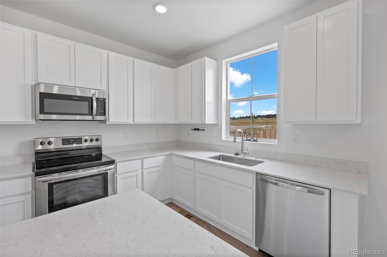 Elizabeth, Colorado, 80107, United States, 4 Bedrooms Bedrooms, ,2 BathroomsBathrooms,Residential,For Sale,1896718