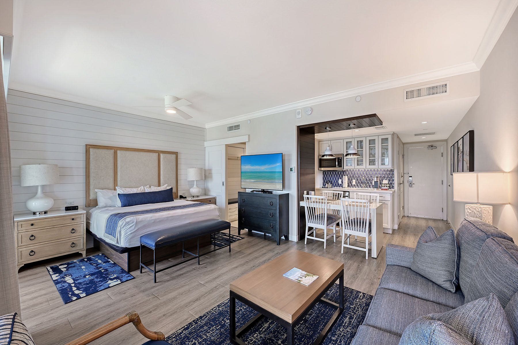  INN ON THE BEACH PH II - 物件實景
