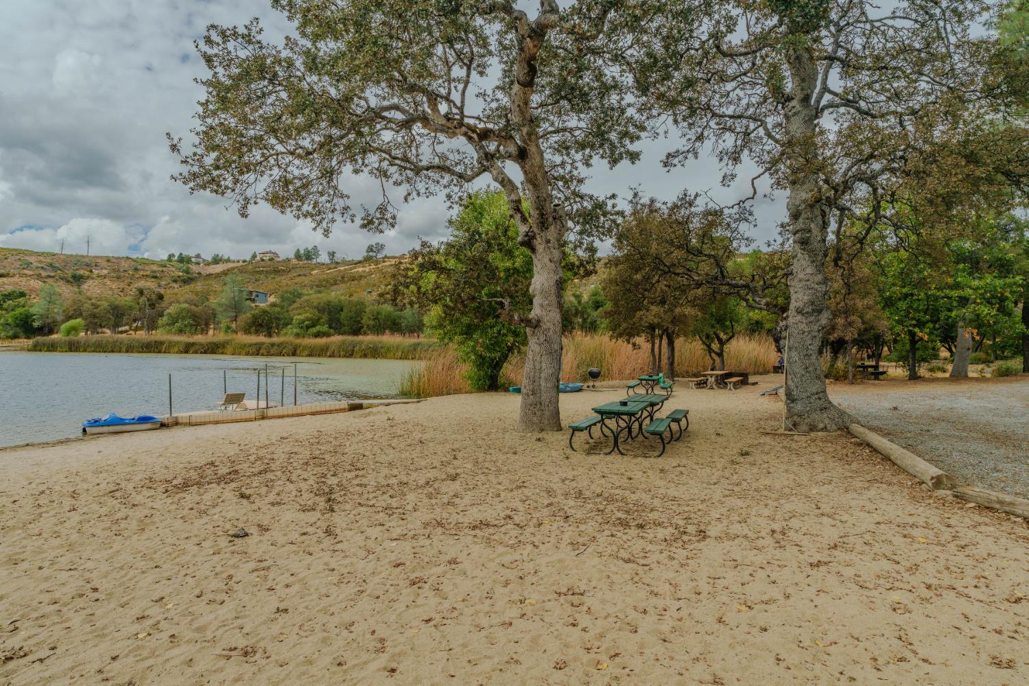 Mountain Ranch, California, 95246, United States, 4 Bedrooms Bedrooms, ,3 BathroomsBathrooms,Residential,For Sale,2027098
