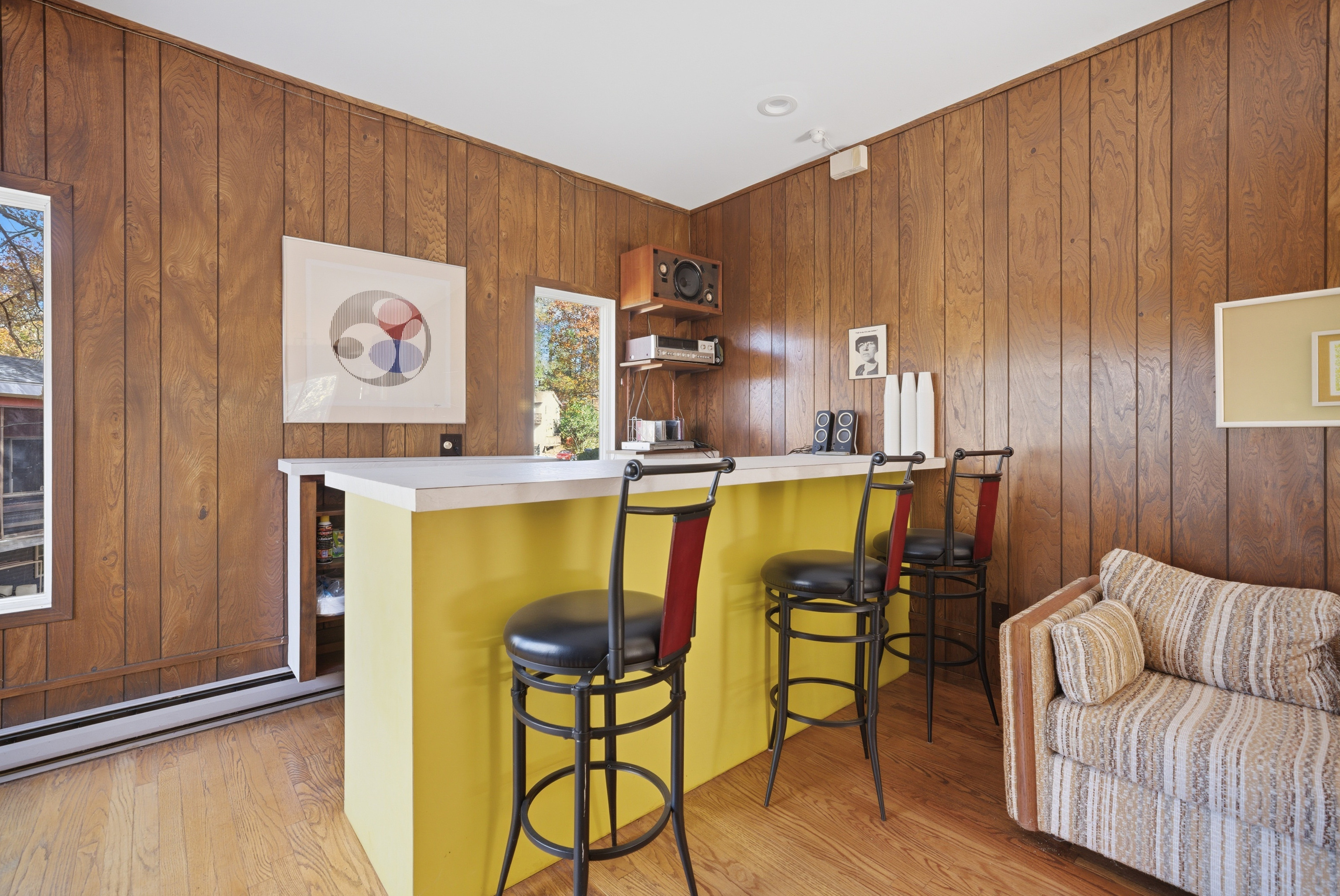 Danbury, Connecticut, 06810, United States, 4 Bedrooms Bedrooms, ,2 BathroomsBathrooms,Residential,For Sale,1988072