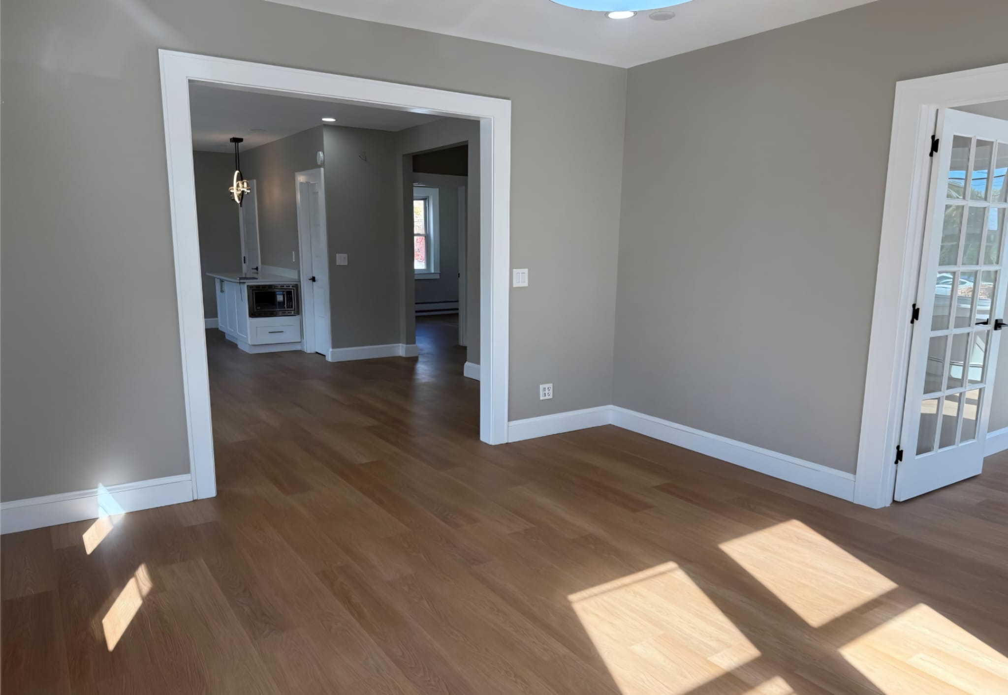 Little Ferry, New Jersey, 07643, United States, 5 Bedrooms Bedrooms, ,2 BathroomsBathrooms,Residential,For Sale,1983964