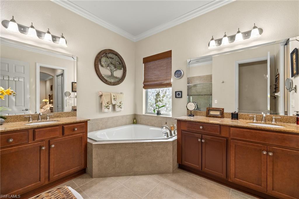 Fort Myers, Florida, 33913, United States, 2 Bedrooms Bedrooms, ,2 BathroomsBathrooms,Residential,For Sale,1779426