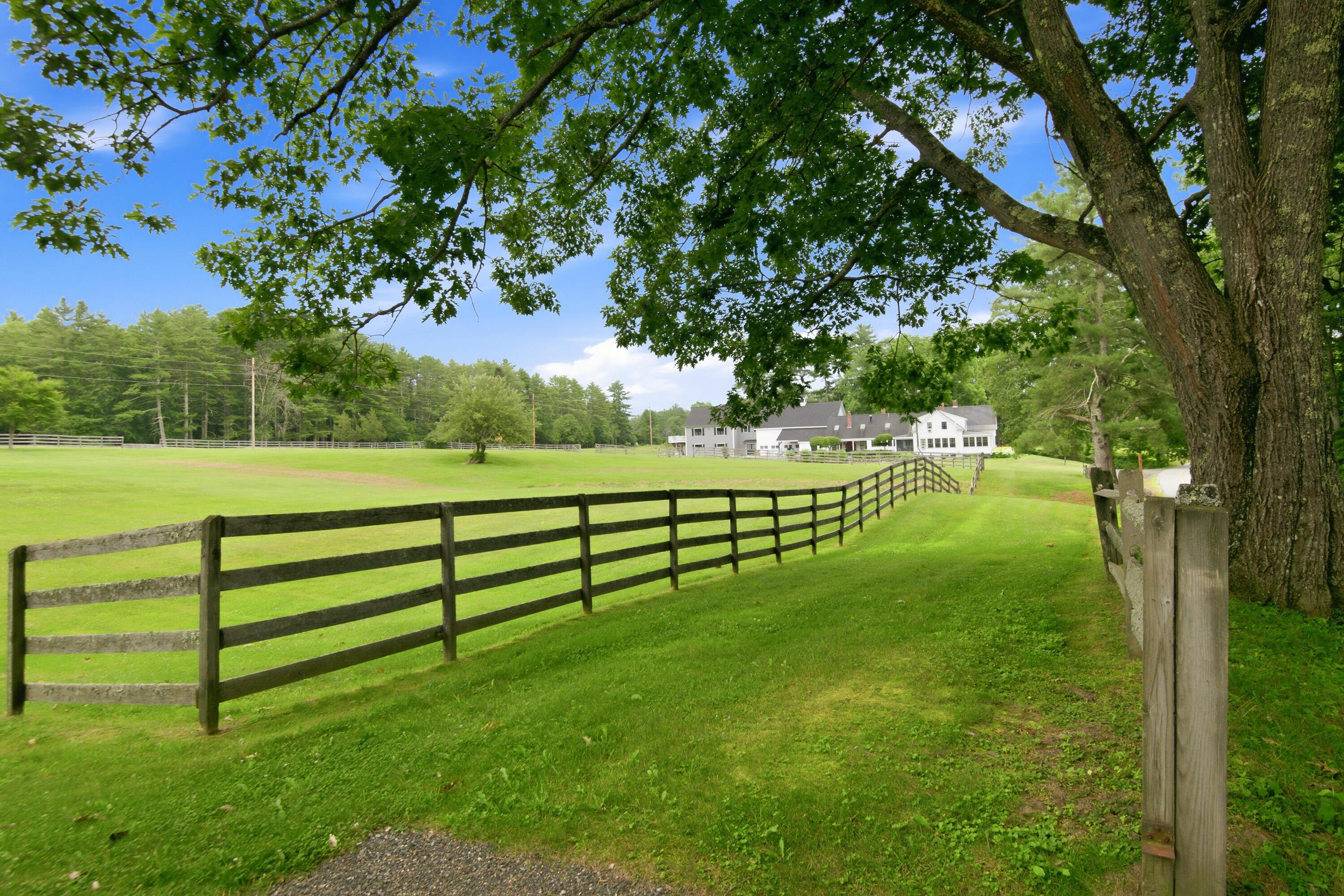  216 Salmon Falls Road - 物件實景