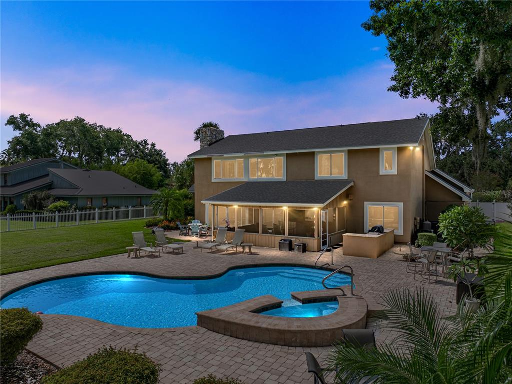 Winter Haven, Florida, 33884, United States, 3 Bedrooms Bedrooms, ,4 BathroomsBathrooms,Residential,For Sale,1895737