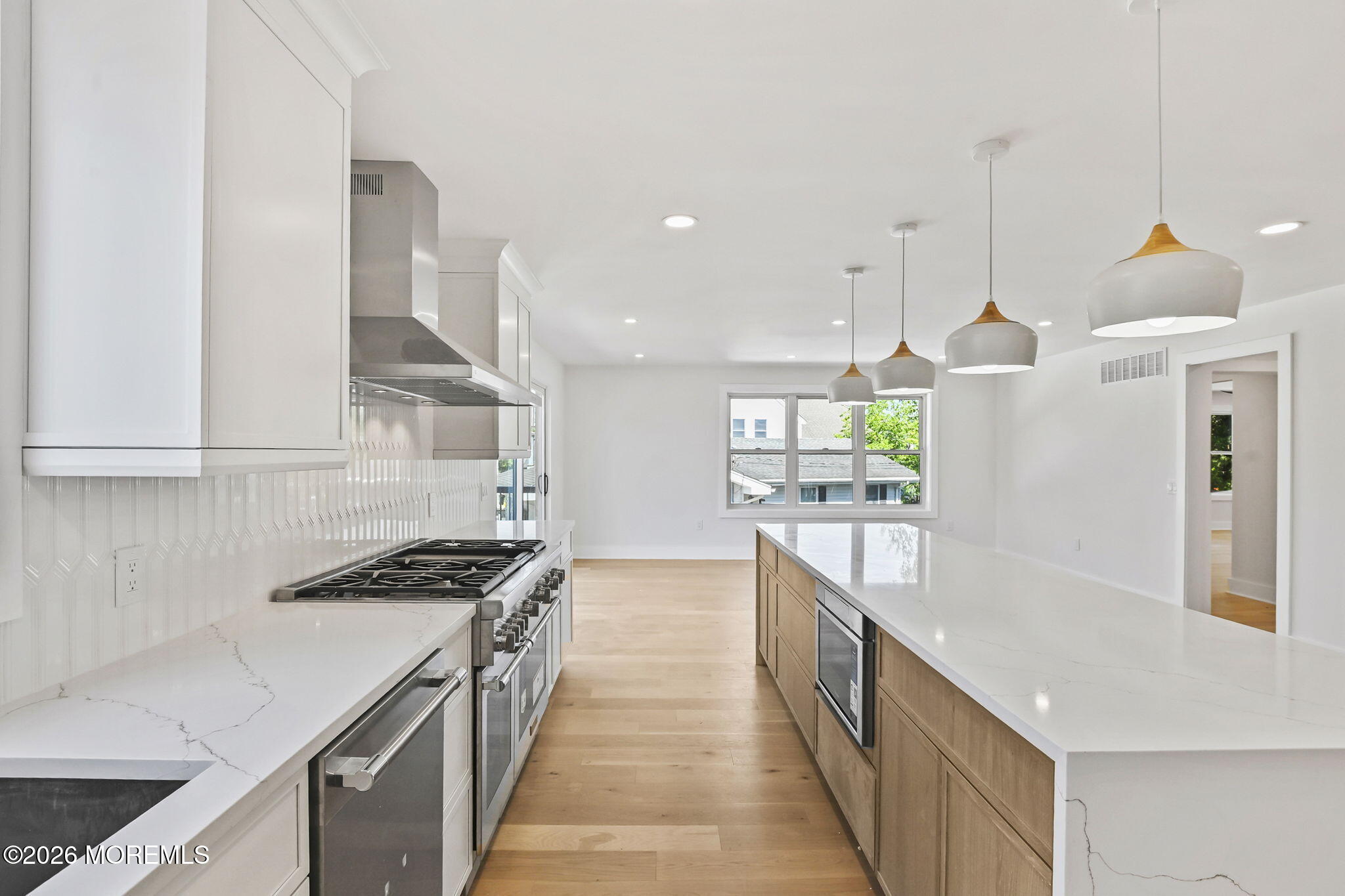 Point Pleasant, New Jersey, 08742, United States, 6 Bedrooms Bedrooms, ,5 BathroomsBathrooms,Residential,For Sale,2048997
