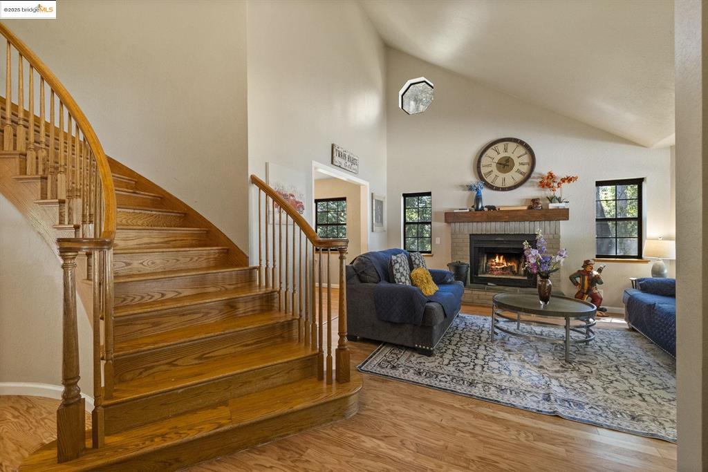 Twain Harte, California, 95383, United States, 5 Bedrooms Bedrooms, ,4 BathroomsBathrooms,Residential,For Sale,1791709