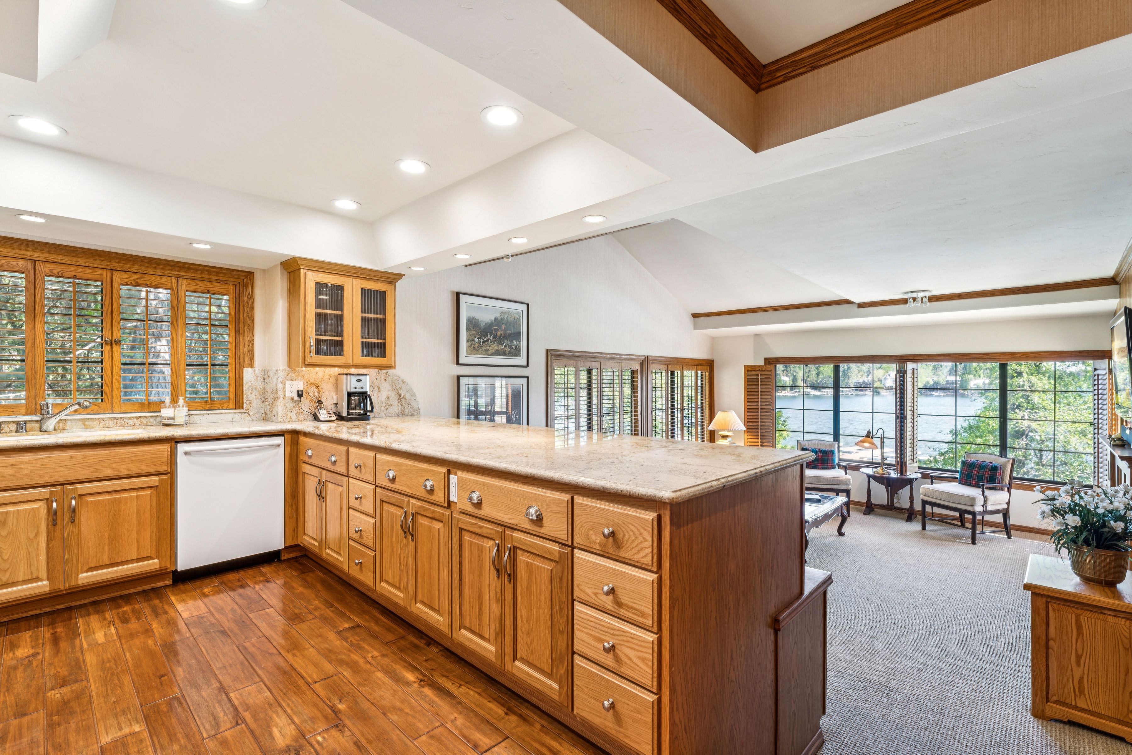  1 Village Bay, Lake Arrowhead, CA 92352 - 物件實景