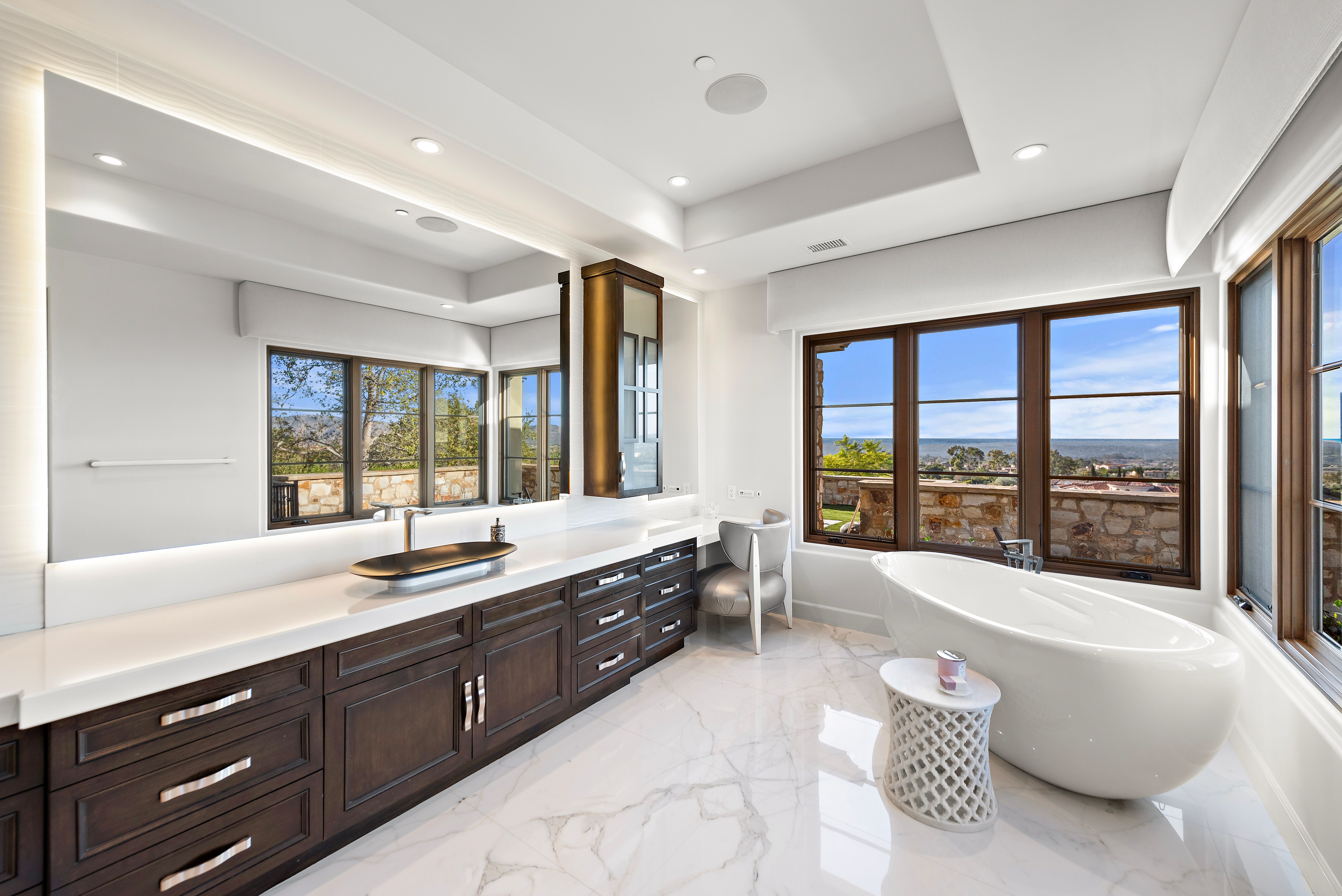  8114 Sendero de la Pradera, San Diego, CA 92127 - 物件實景
