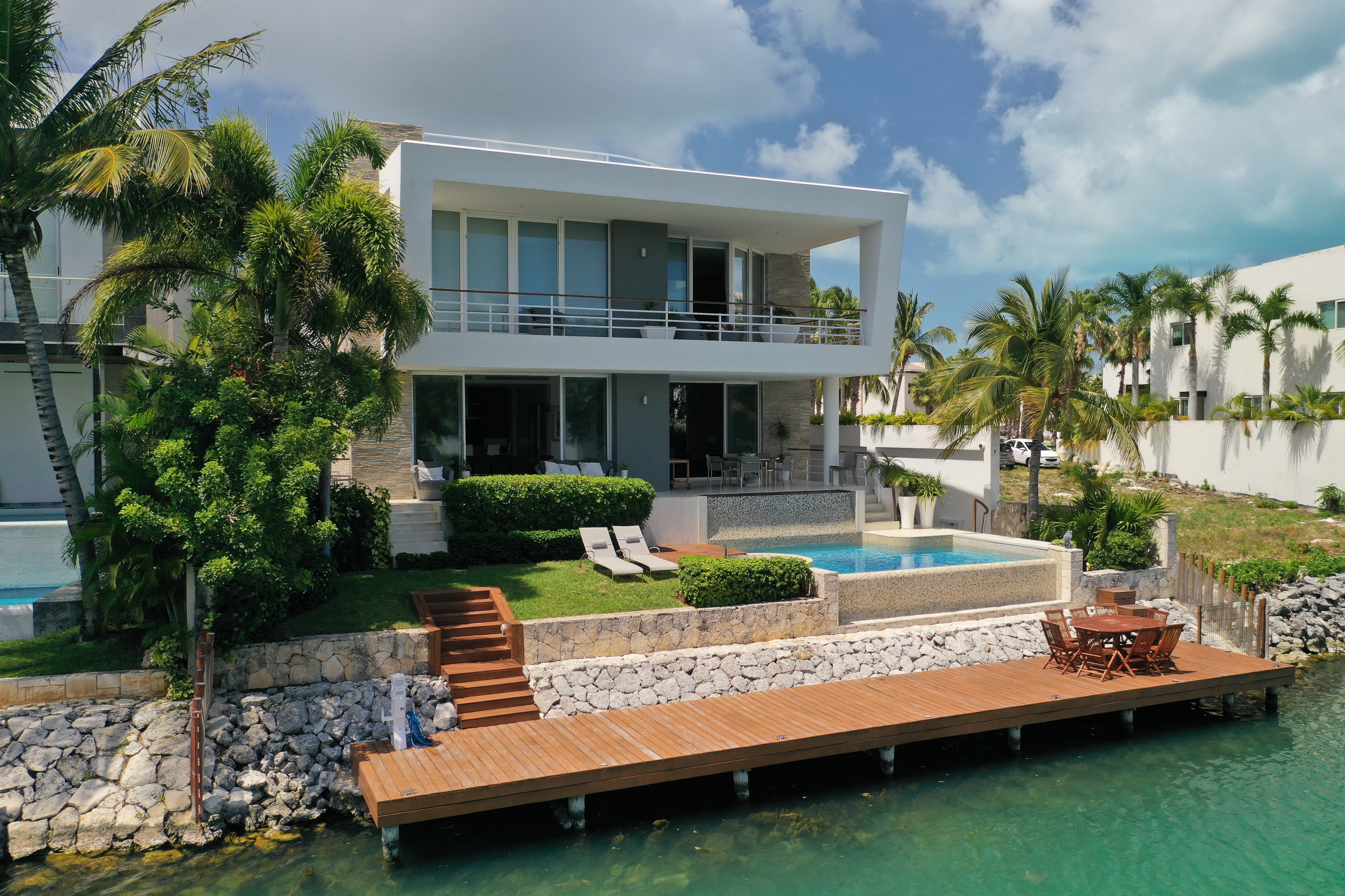  EXCLUSIVE RESIDENCE WITH PRIVATE DOCK - 物件實景