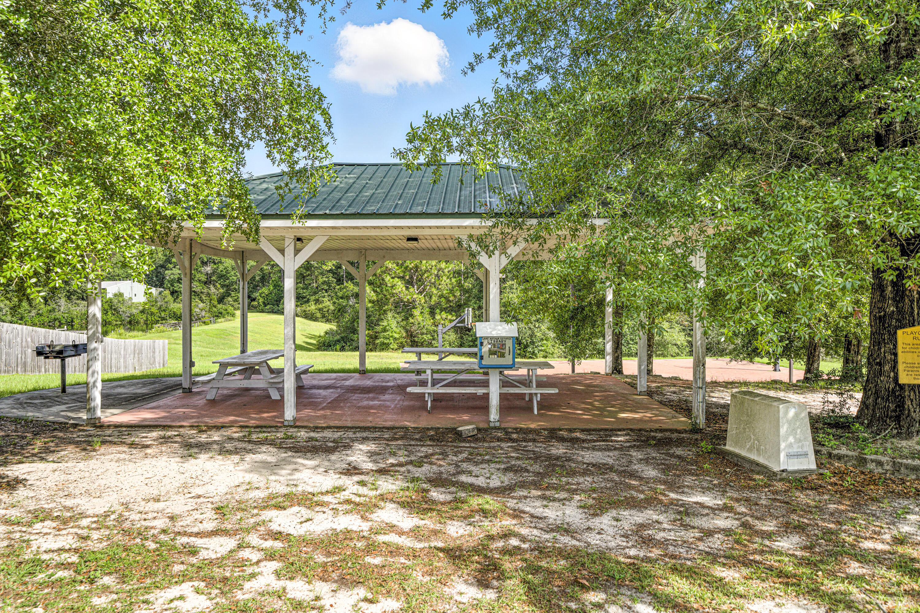 Crestview, Florida, 32536, United States, 5 Bedrooms Bedrooms, ,5 BathroomsBathrooms,Residential,For Sale,1906296