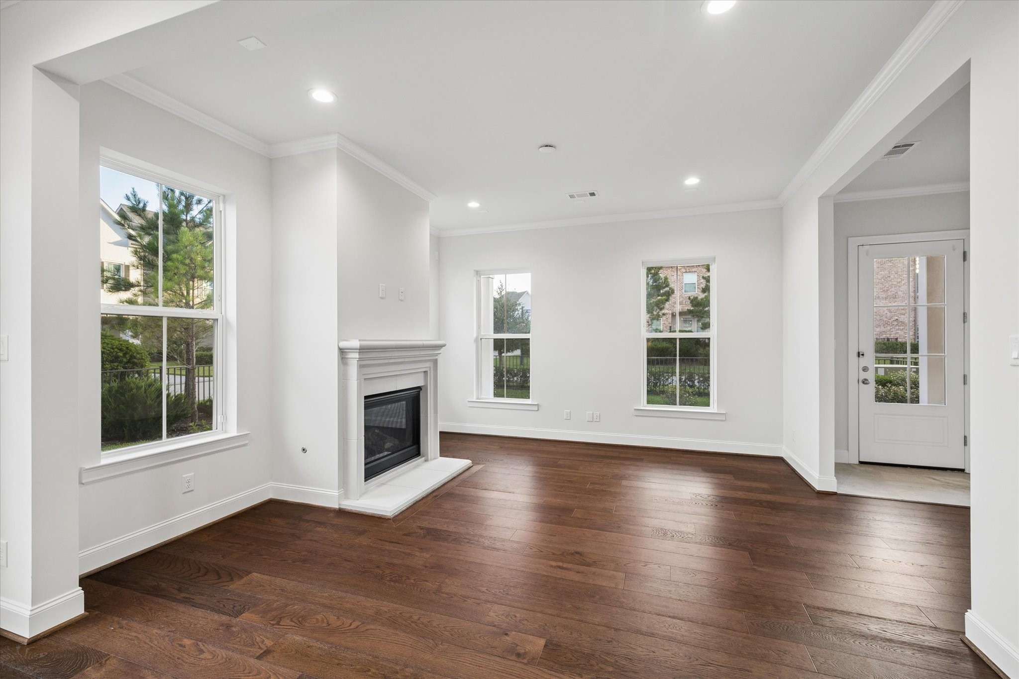  25233 Liberty Mill Drive - 物件實景