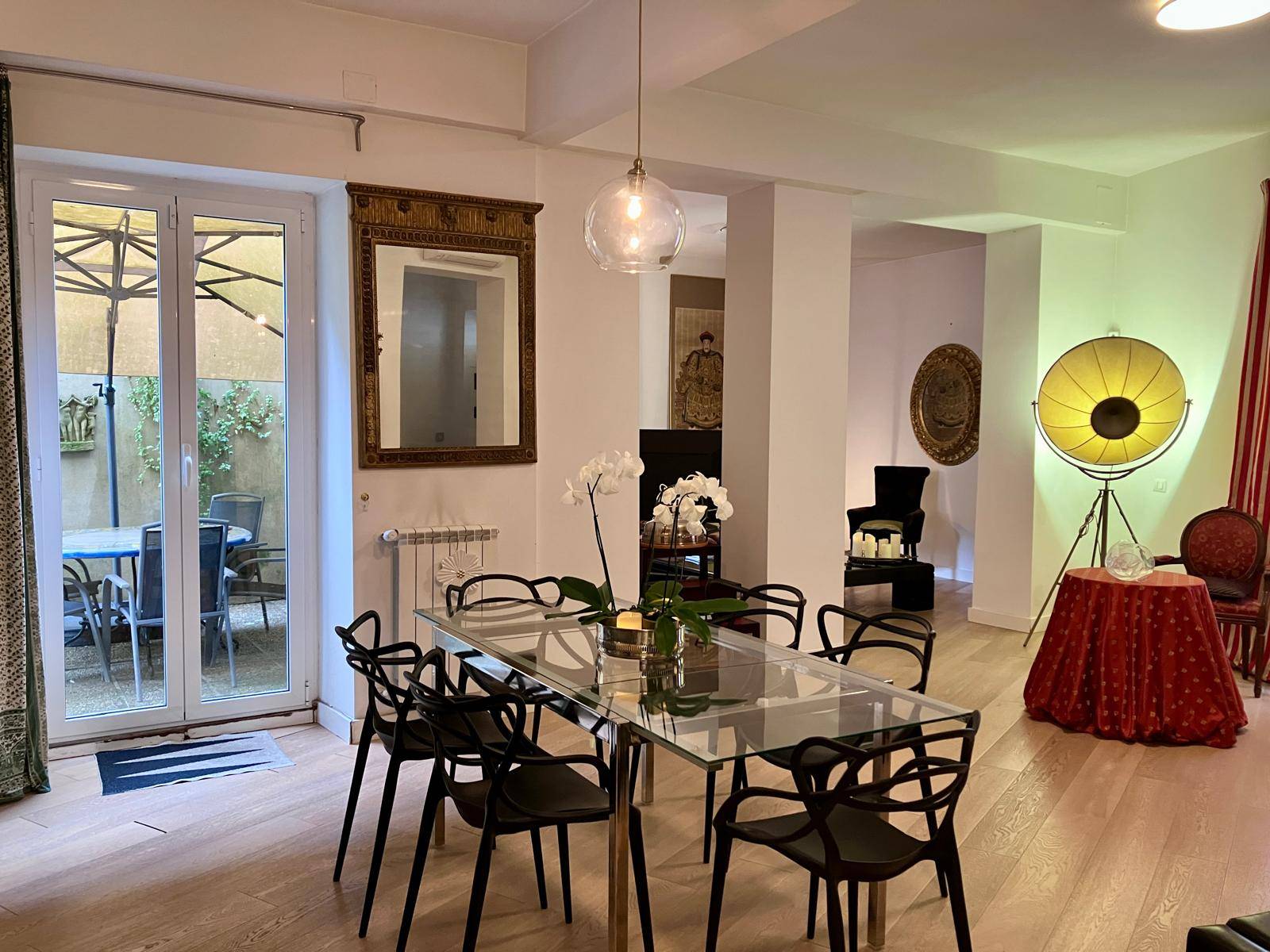 Roma, Roma, 00100, IT, 2 Bedrooms Bedrooms, ,2 BathroomsBathrooms,Residential,For Sale,1805392