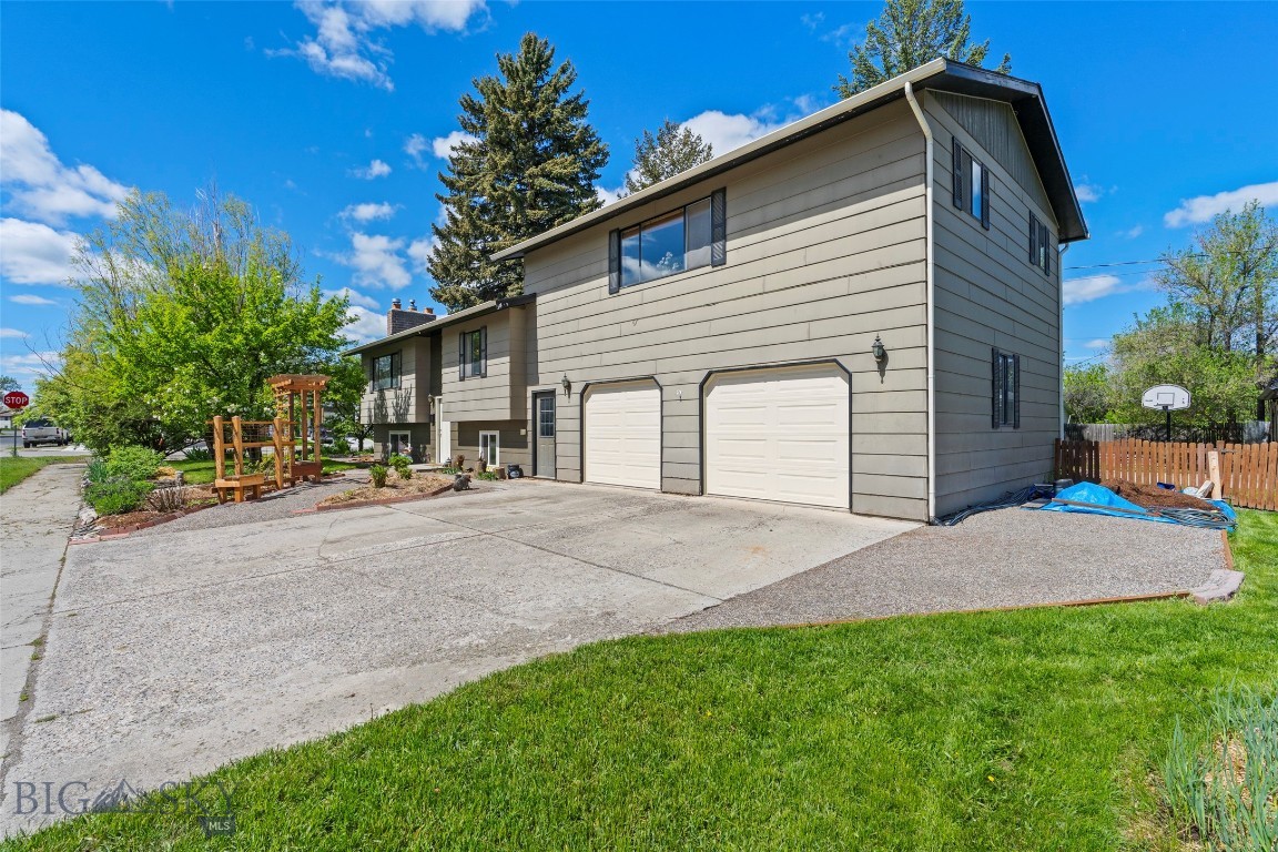 Belgrade, Montana, 59714, United States, 3 Bedrooms Bedrooms, ,2 BathroomsBathrooms,Residential,For Sale,1838075