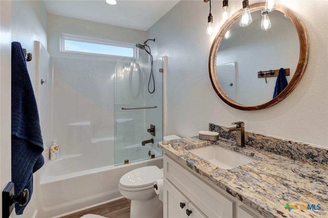 Port O'Connor, Texas, 77982, United States, 4 Bedrooms Bedrooms, ,5 BathroomsBathrooms,Residential,For Sale,1892041