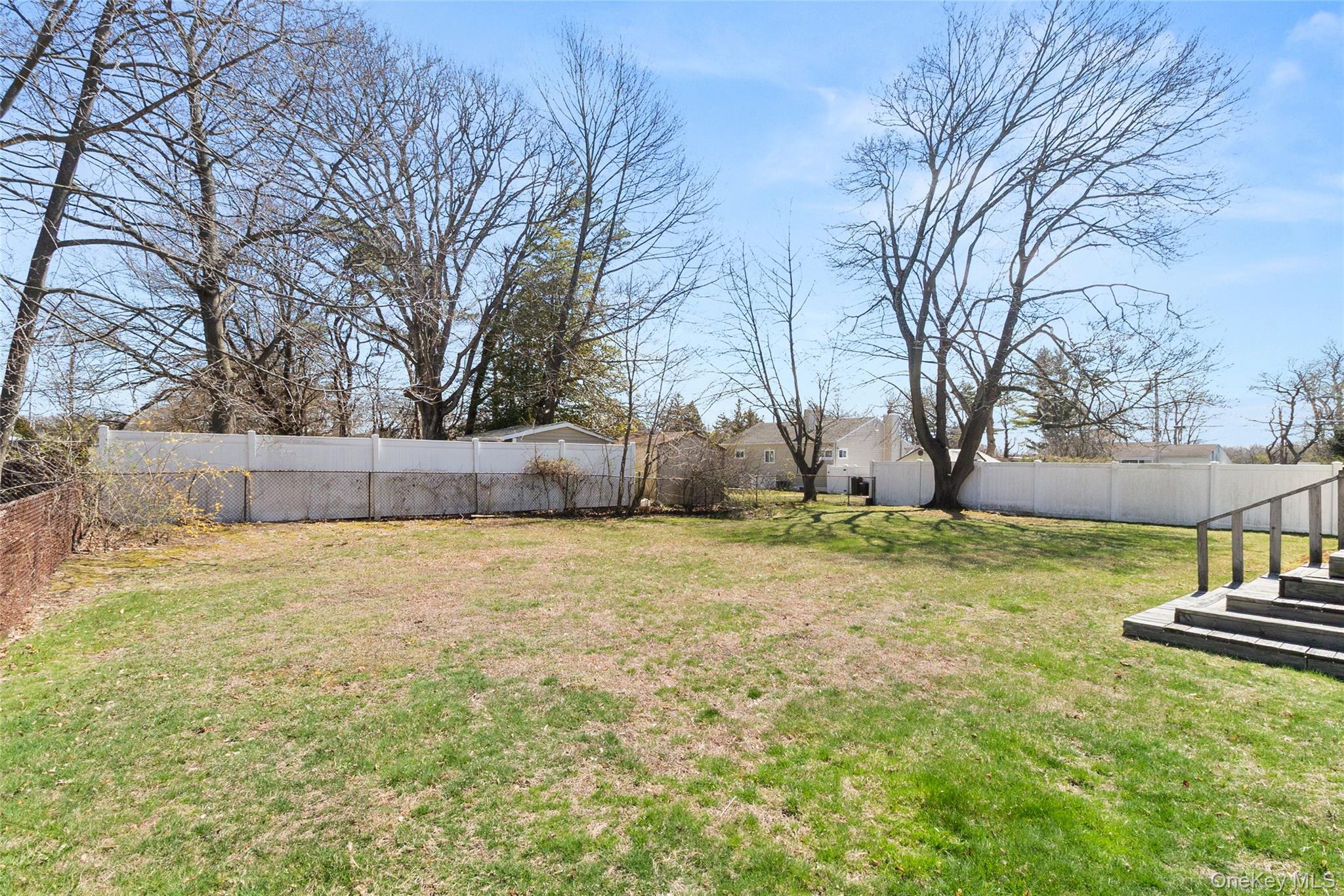  1643 Pine Acres Boulevard, Bay Shore, NY, 11706 - 物件實景