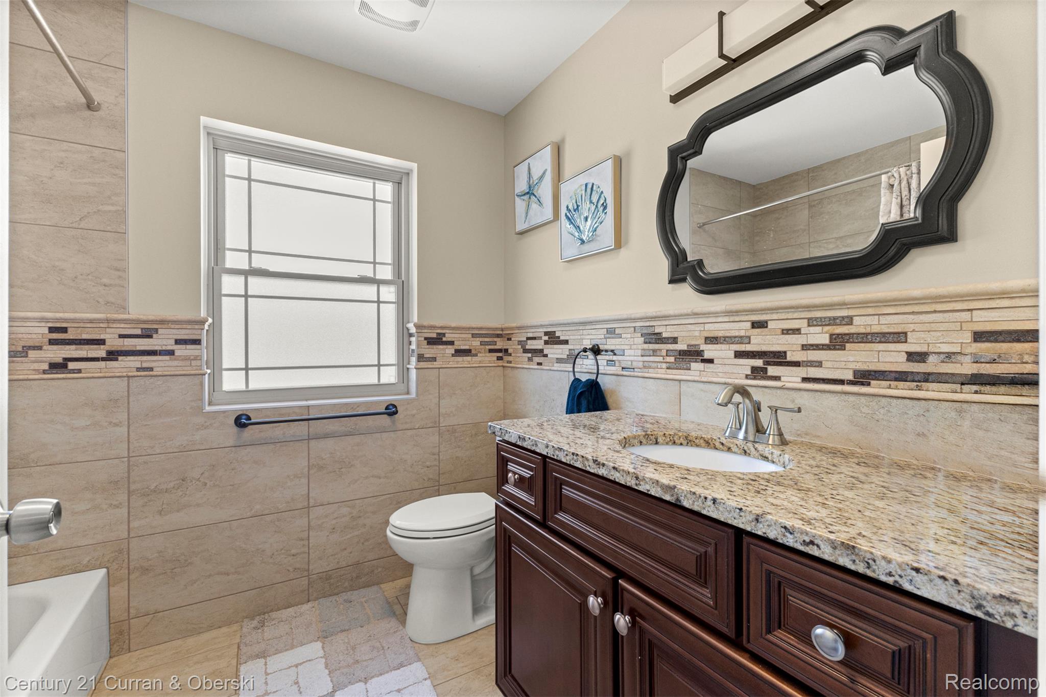 Dearborn Heights, Michigan, 48127, United States, 4 Bedrooms Bedrooms, ,5 BathroomsBathrooms,Residential,For Sale,1974066