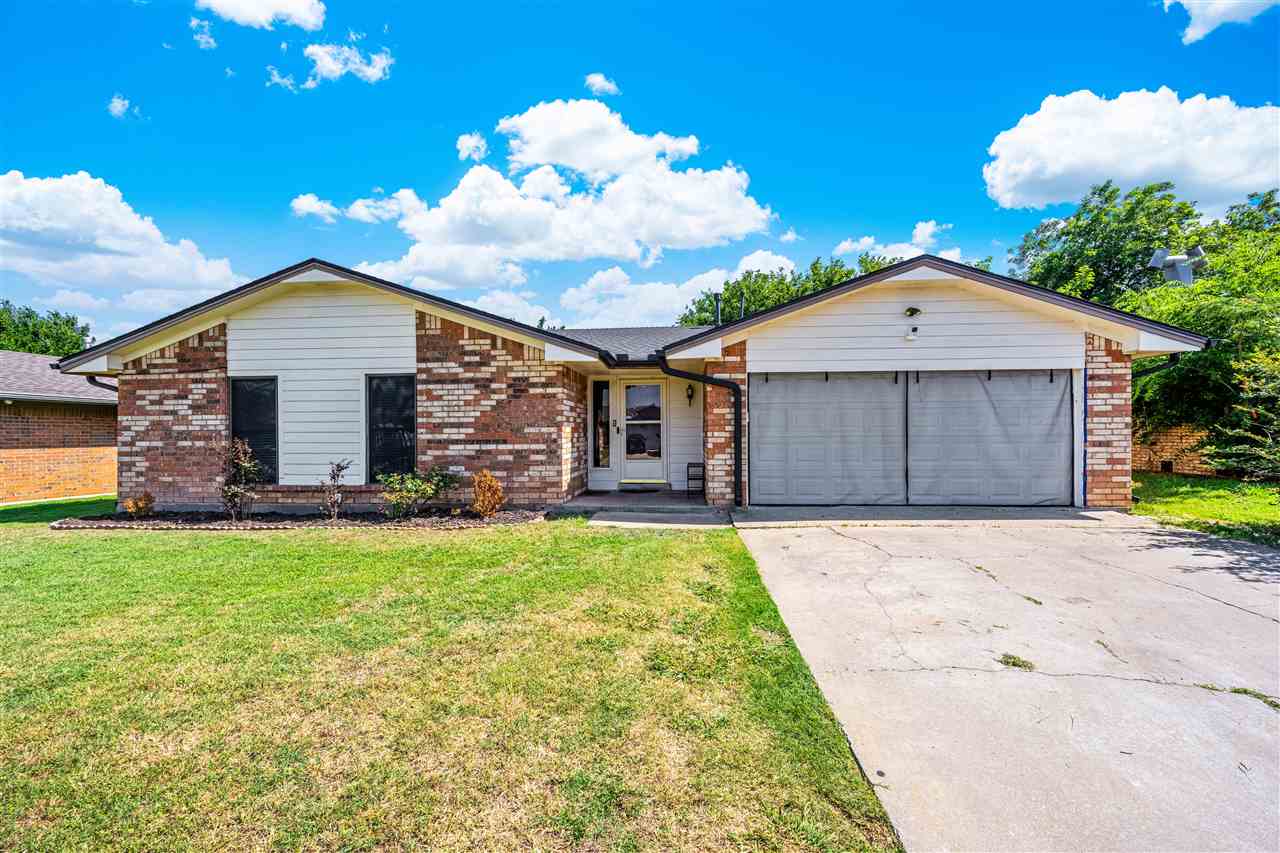 Morrocco Dr, Lawton, OK 73505