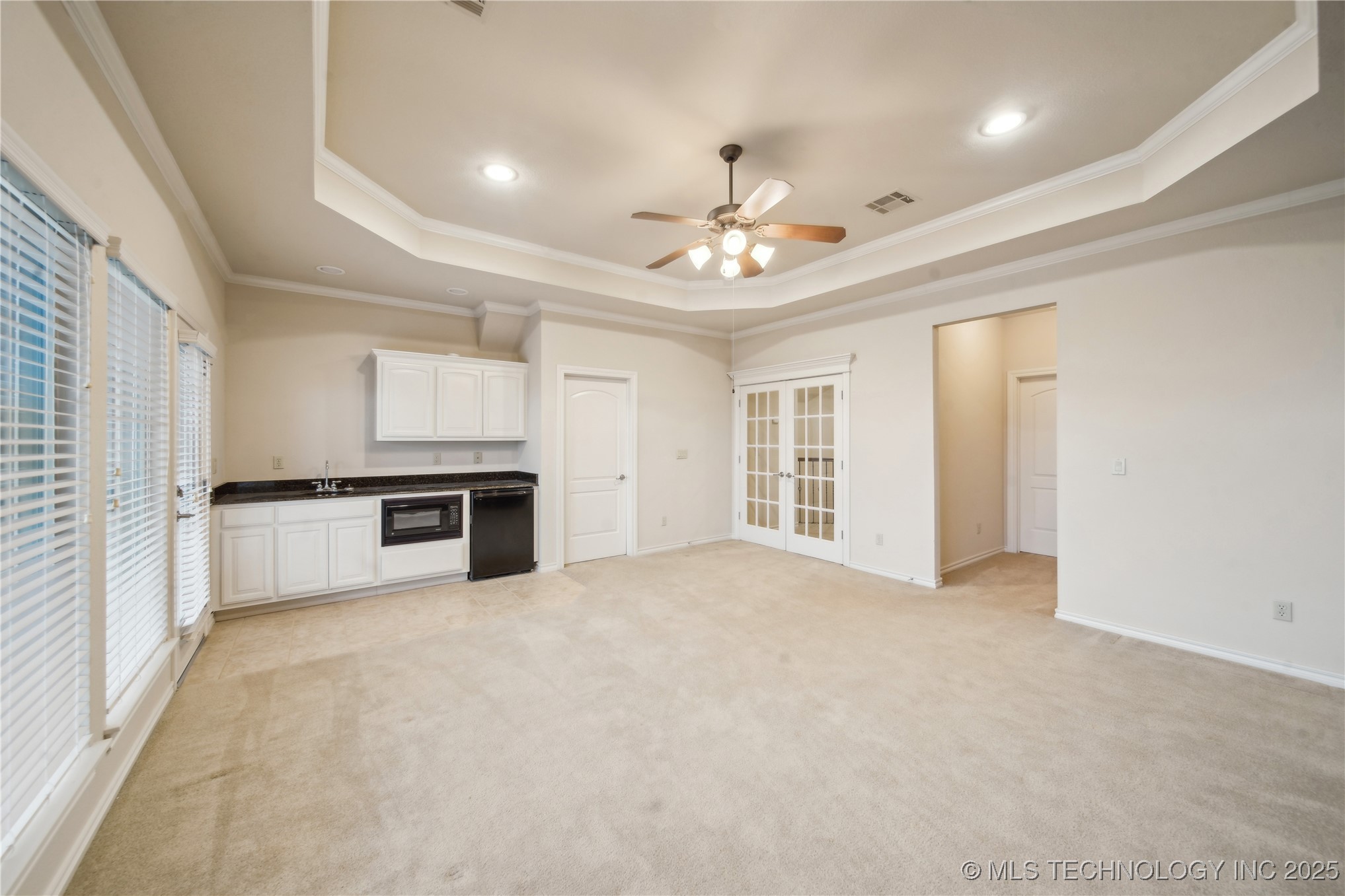 Tulsa, Oklahoma, 74145, United States, 5 Bedrooms Bedrooms, ,4 BathroomsBathrooms,Residential,For Sale,1758720
