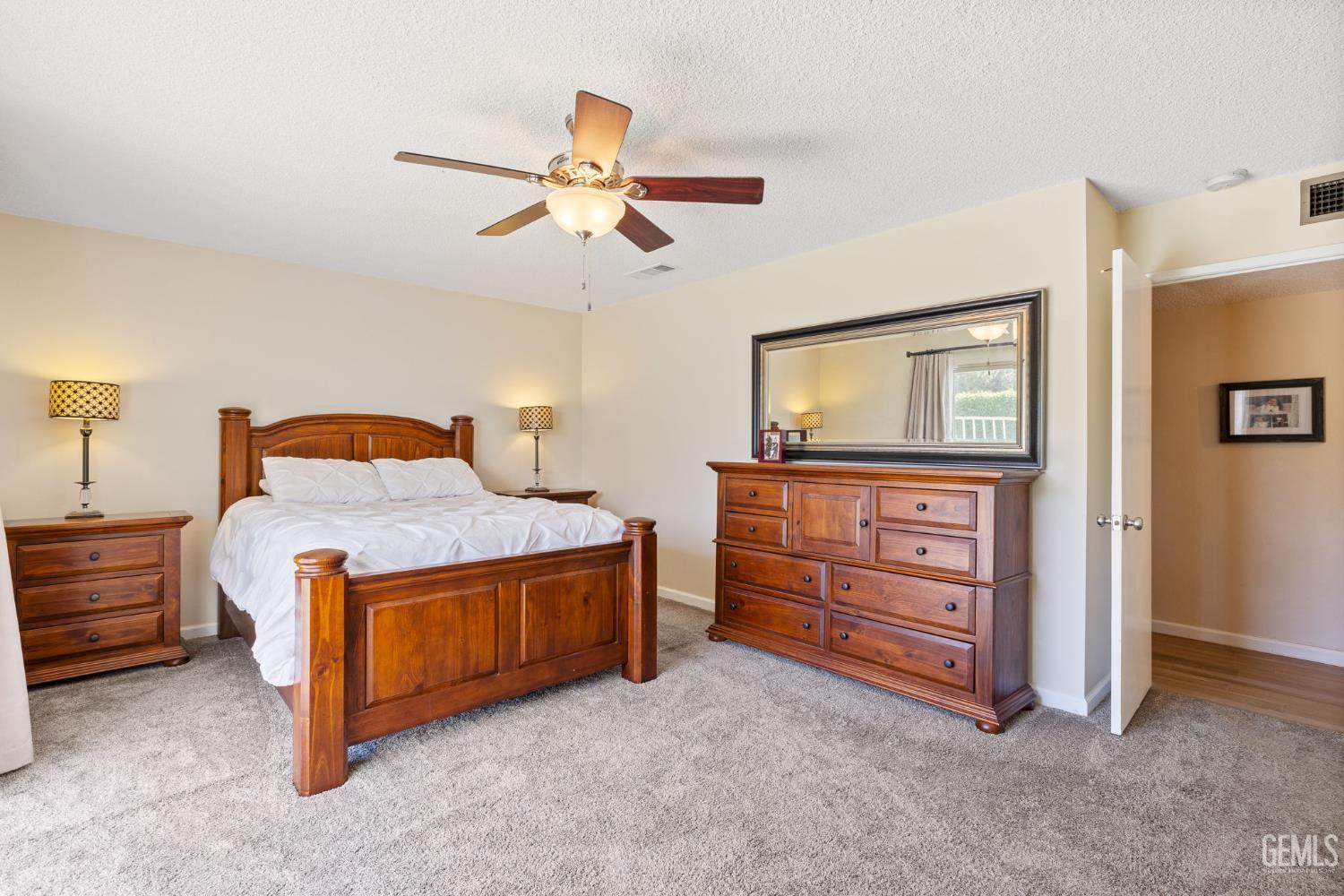 Bakersfield, California, 93309, United States, 3 Bedrooms Bedrooms, ,3 BathroomsBathrooms,Residential,For Sale,1882535