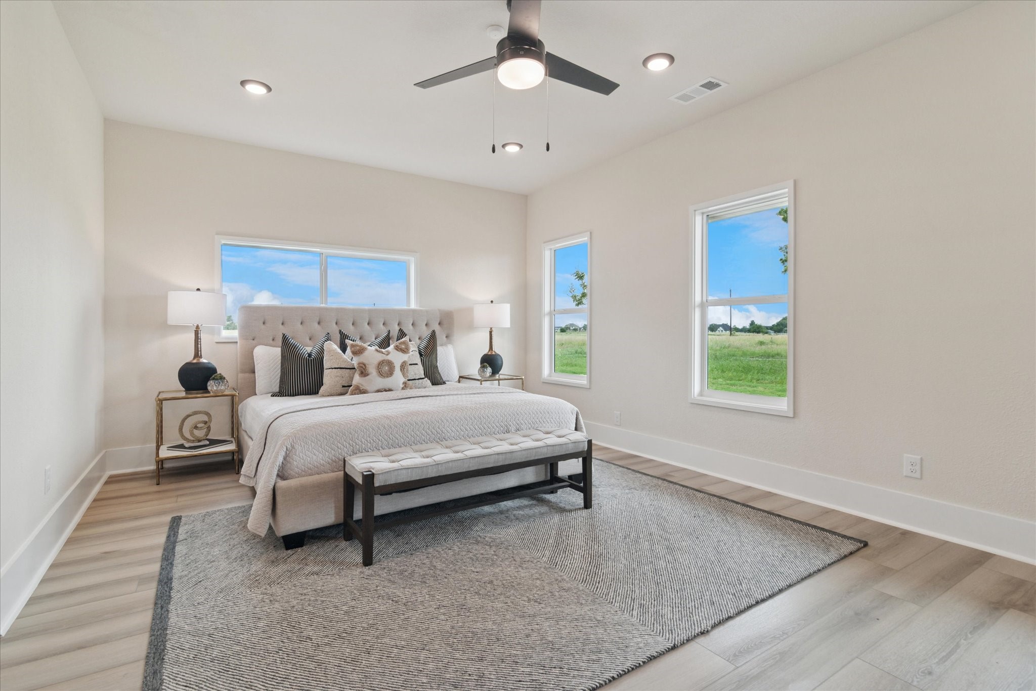 Gunter, Texas, 75058, United States, 3 Bedrooms Bedrooms, ,3 BathroomsBathrooms,Residential,For Sale,1847366