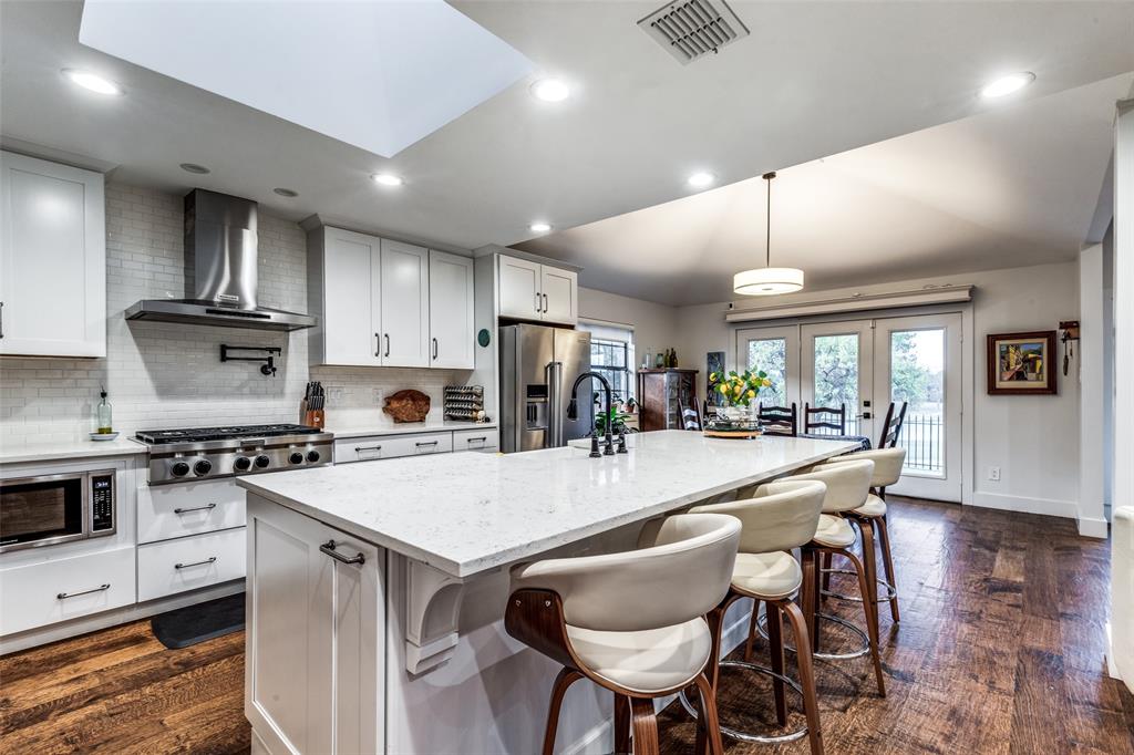 Dallas, Texas, 75228, United States, 4 Bedrooms Bedrooms, ,3 BathroomsBathrooms,Residential,For Sale,1888632