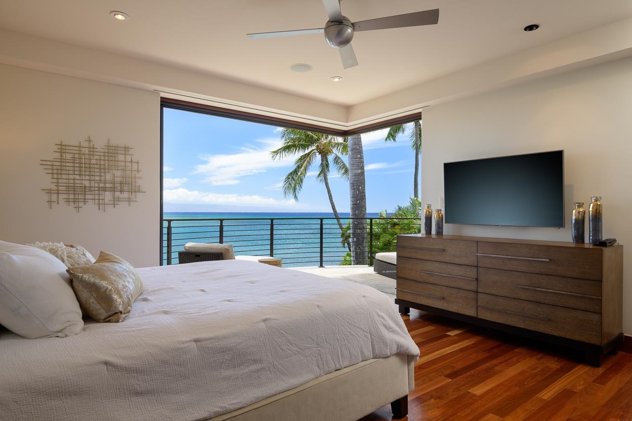Lahaina, Hawaii, 96761, United States, 7 Bedrooms Bedrooms, ,9 BathroomsBathrooms,Residential,For Sale,1934362