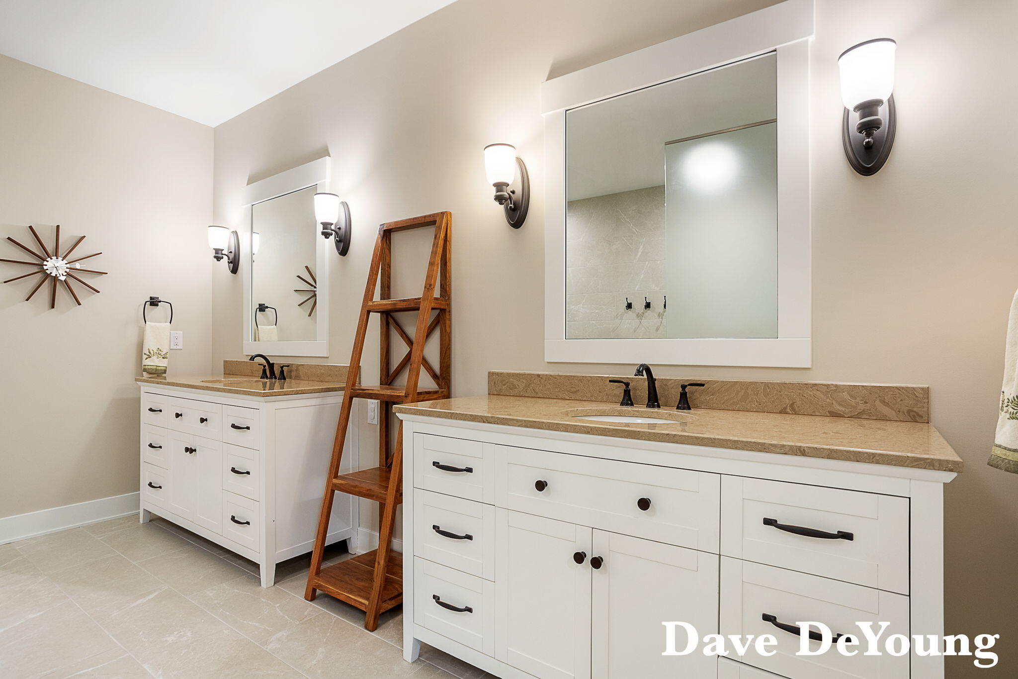 Holland, Michigan, 49424, United States, 3 Bedrooms Bedrooms, ,3 BathroomsBathrooms,Residential,For Sale,1986550