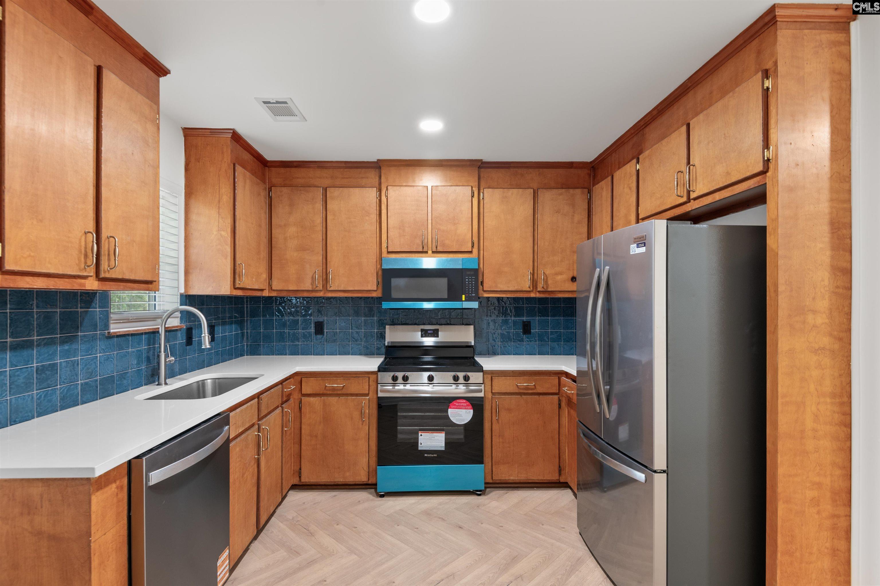 Columbia, South Carolina, 29201, United States, ,3 BathroomsBathrooms,Residential,For Sale,1926289
