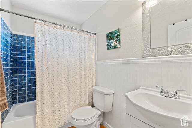 Salt Lake City, Utah, 84118, United States, 4 Bedrooms Bedrooms, ,2 BathroomsBathrooms,Residential,For Sale,1944527