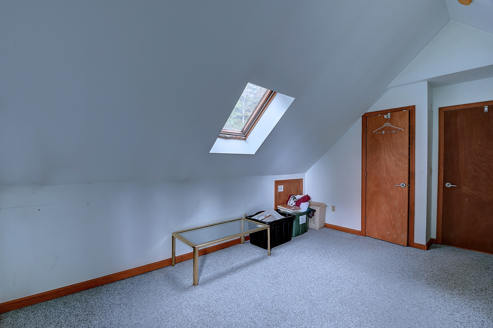 Bethlehem, Connecticut, 06751, United States, 3 Bedrooms Bedrooms, ,4 BathroomsBathrooms,Residential,For Sale,1987102