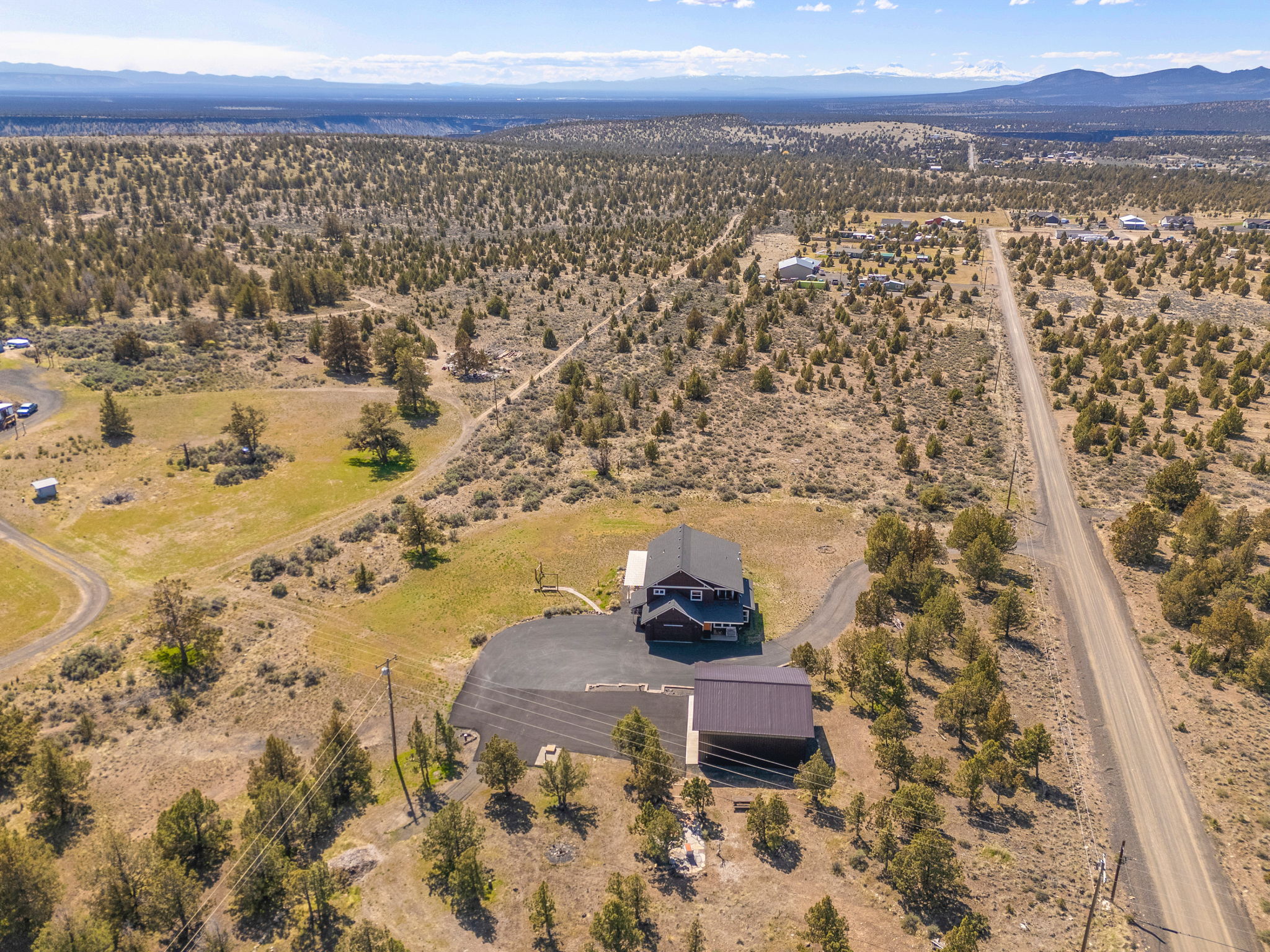 Prineville, Oregon, 97754, United States, 3 Bedrooms Bedrooms, ,3 BathroomsBathrooms,Residential,For Sale,1787892