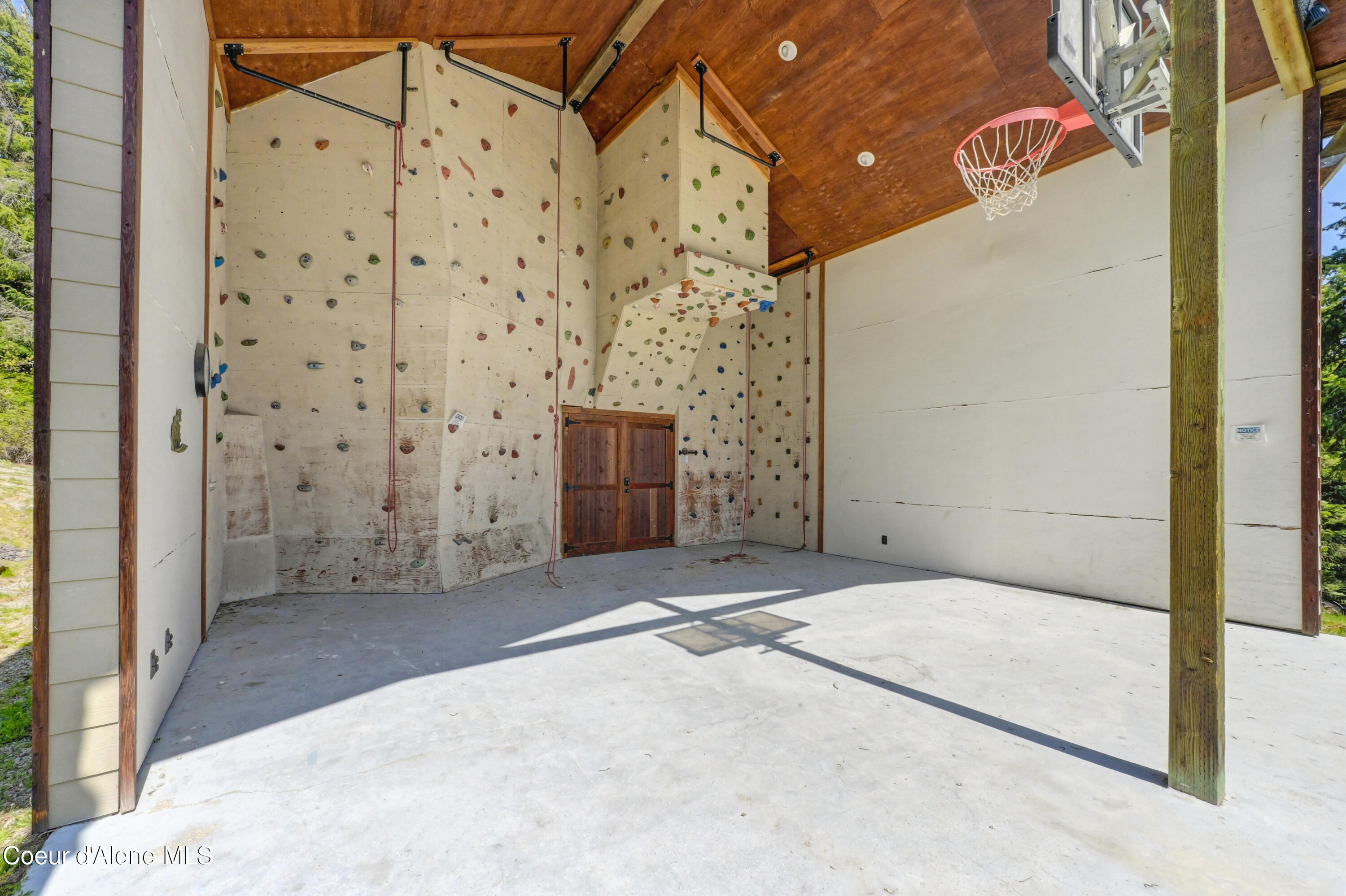 Kingston, Idaho, 83839, United States, 5 Bedrooms Bedrooms, ,Residential,For Sale,1989551