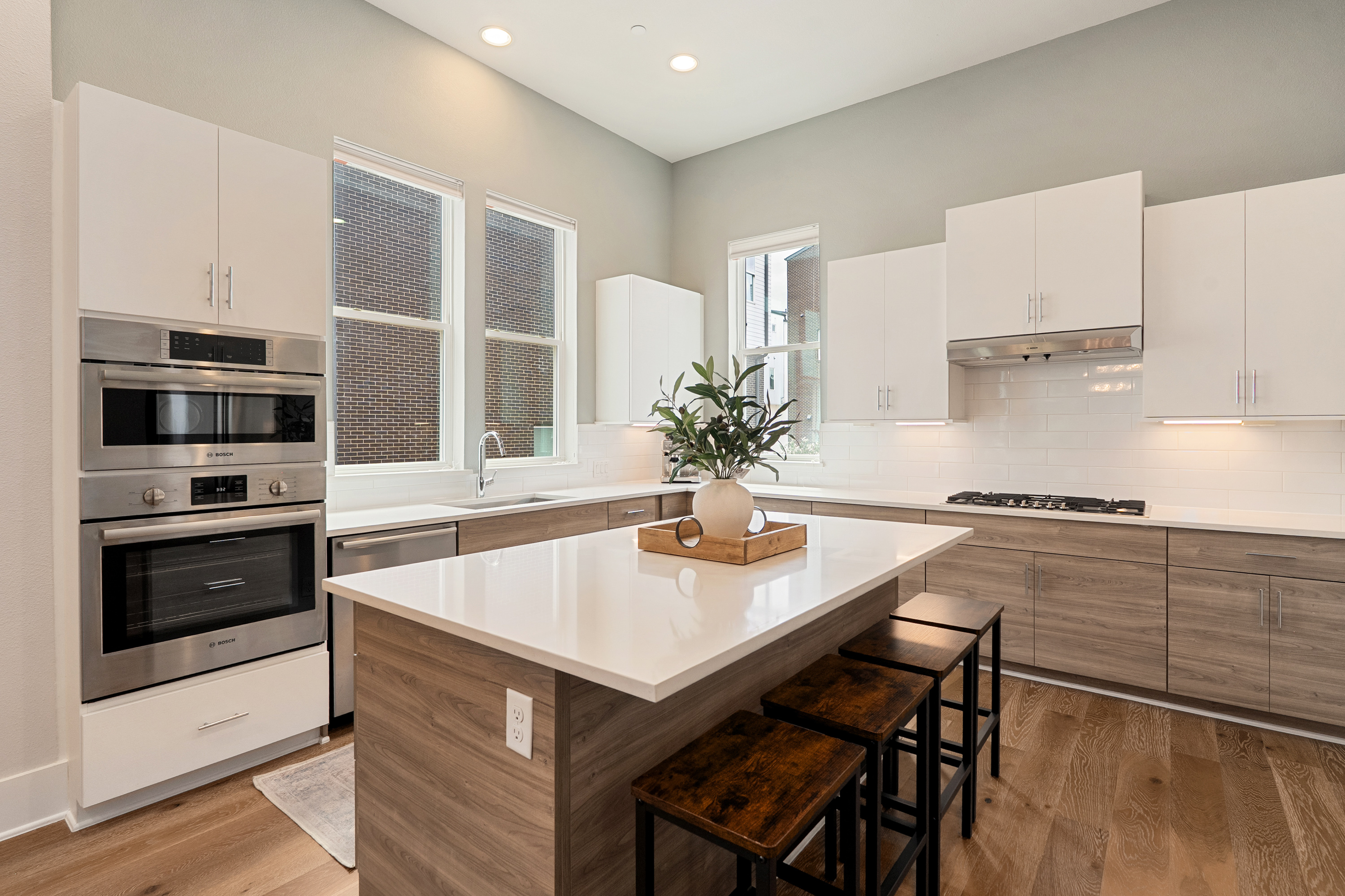  381 E. Greenbriar Lane #1001 - 物件實景