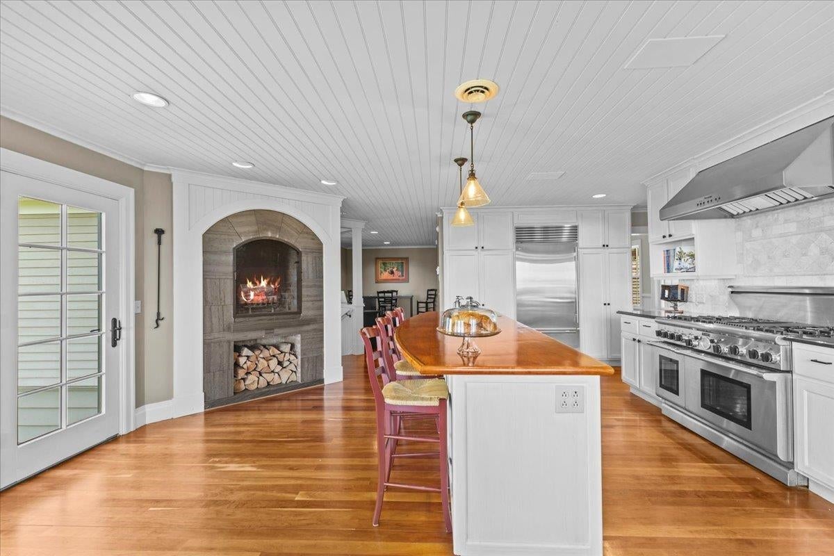Stowe, Vermont, 05672, United States, 4 Bedrooms Bedrooms, ,6 BathroomsBathrooms,Residential,For Sale,1840116