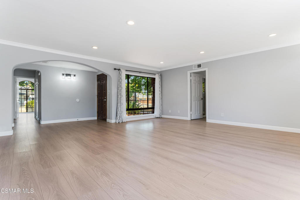 Granada Hills, California, 91344, United States, 4 Bedrooms Bedrooms, ,2 BathroomsBathrooms,Residential,For Sale,1900791