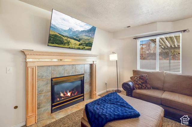 Riverdale, Utah, 84405, United States, 5 Bedrooms Bedrooms, ,3 BathroomsBathrooms,Residential,For Sale,1978780