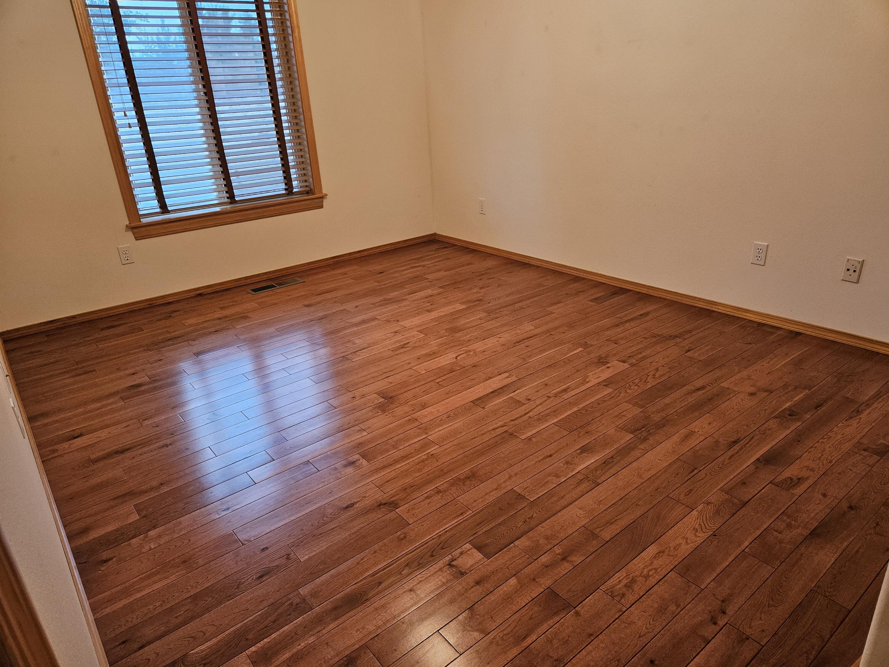 Redmond, Oregon, 97756, United States, 3 Bedrooms Bedrooms, ,2 BathroomsBathrooms,Residential,For Sale,1931963