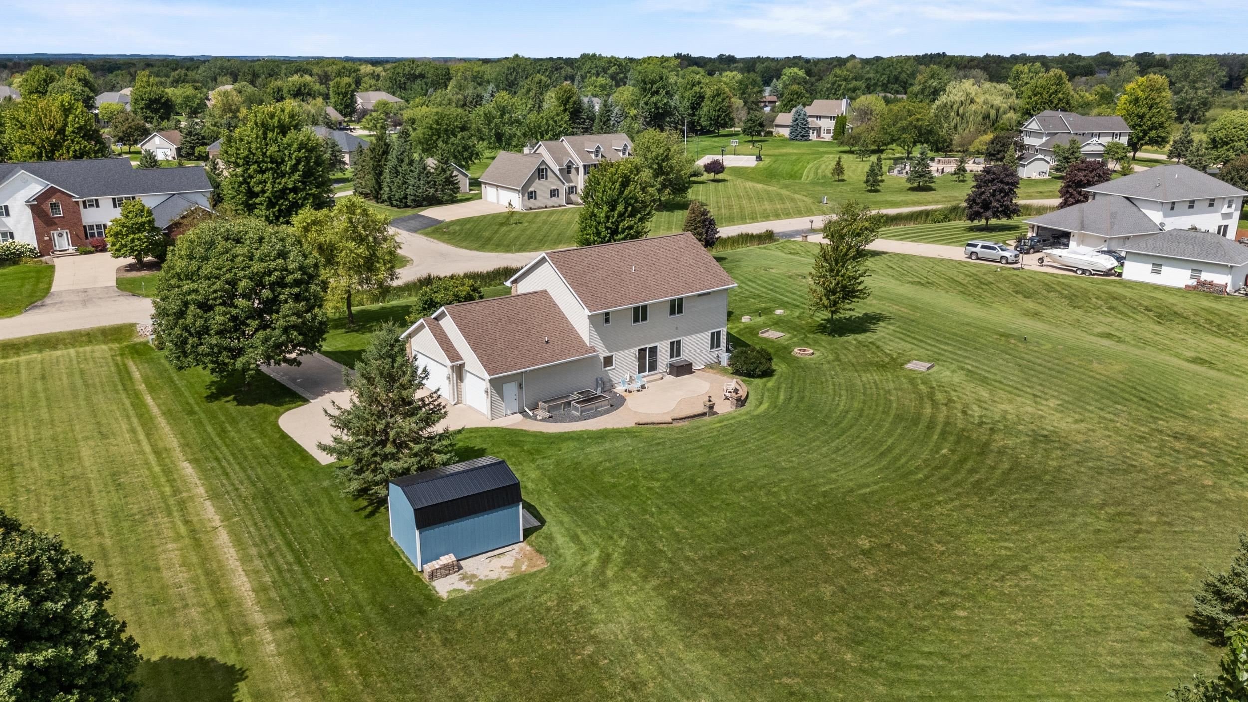Neenah, Wisconsin, 54956, United States, 4 Bedrooms Bedrooms, ,4 BathroomsBathrooms,Residential,For Sale,1930712