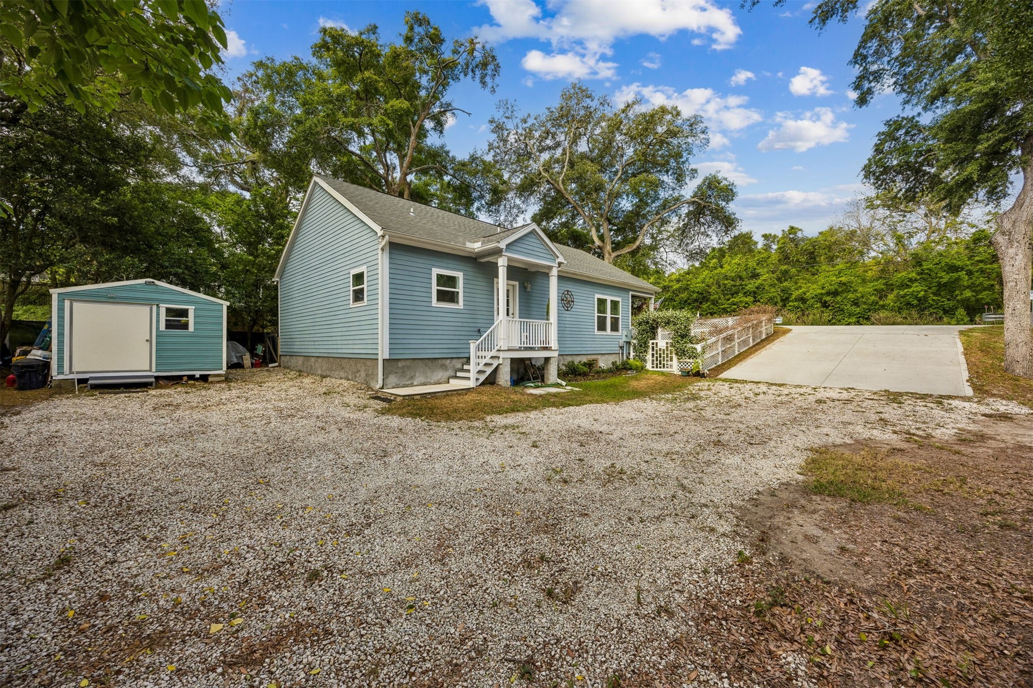 Fernandina Beach, Florida, 32034, United States, 3 Bedrooms Bedrooms, ,2 BathroomsBathrooms,Residential,For Sale,2040424