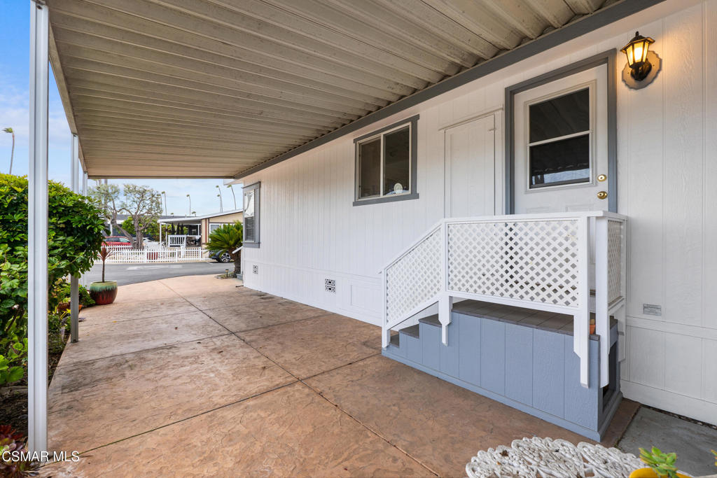 Ventura, California, 93001, United States, 3 Bedrooms Bedrooms, ,2 BathroomsBathrooms,Residential,For Sale,1921287