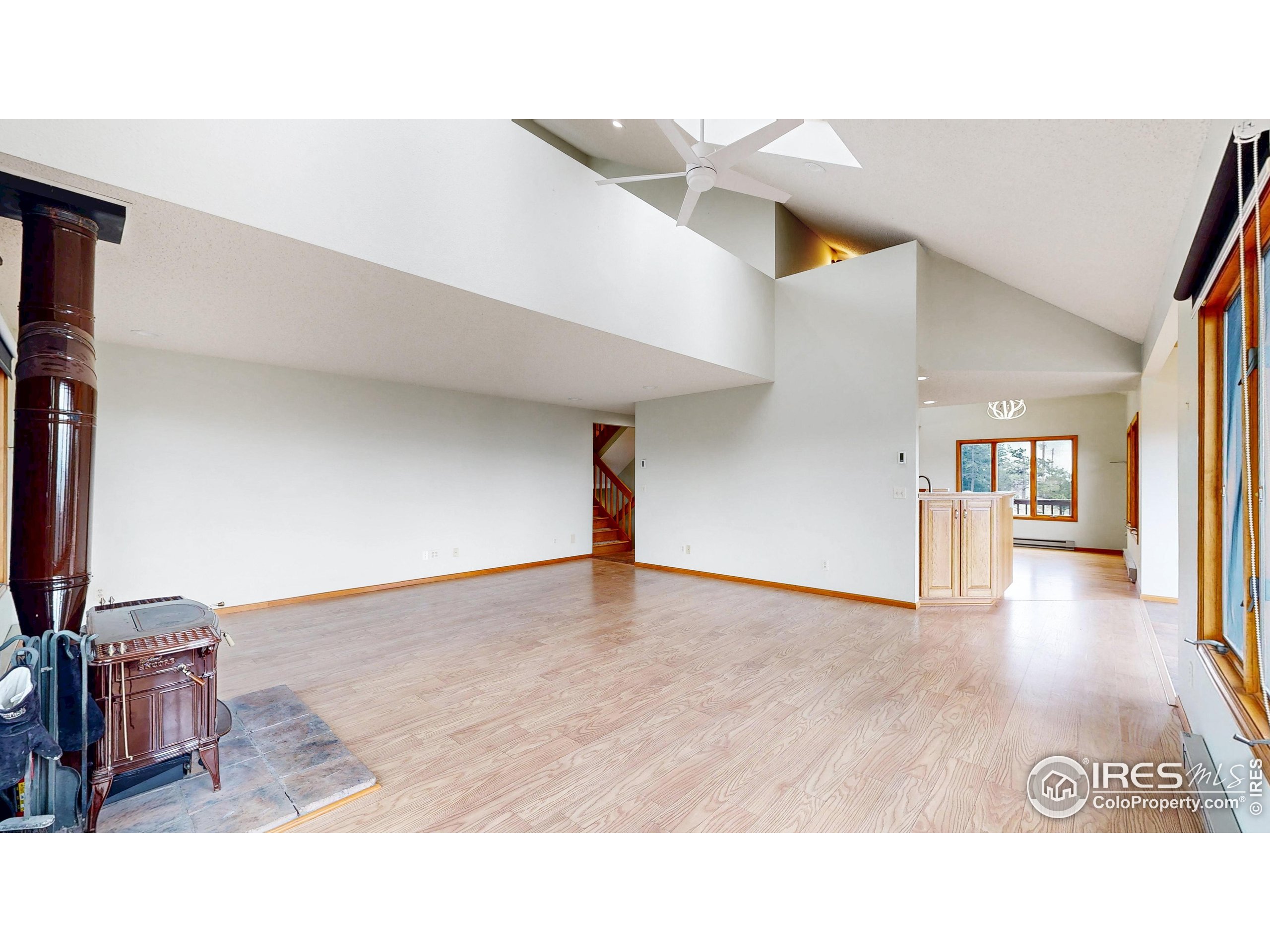 Livermore, Colorado, 80536, United States, 3 Bedrooms Bedrooms, ,1 BathroomBathrooms,Residential,For Sale,1885464