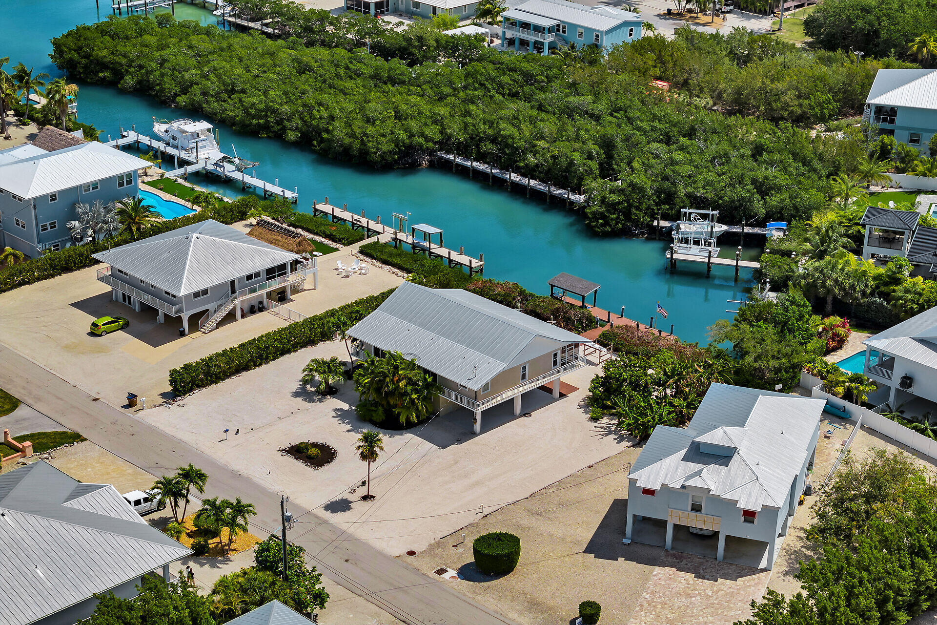 MARATHON, Florida, 33050, United States, 3 Bedrooms Bedrooms, ,2 BathroomsBathrooms,Residential,For Sale,2002078