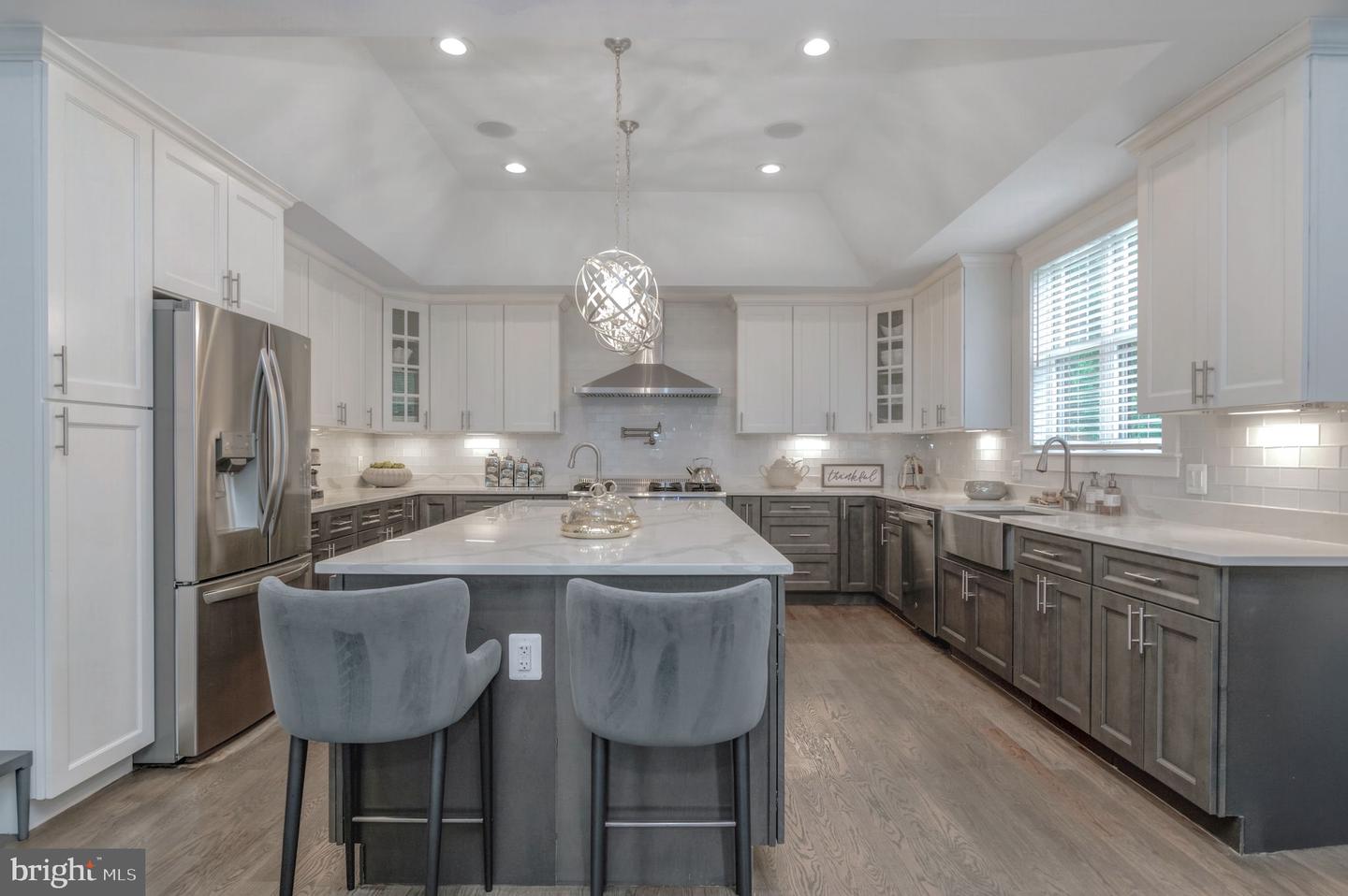 Fairfax, Virginia, 22030, United States, 6 Bedrooms Bedrooms, ,7 BathroomsBathrooms,Residential,For Sale,1997396