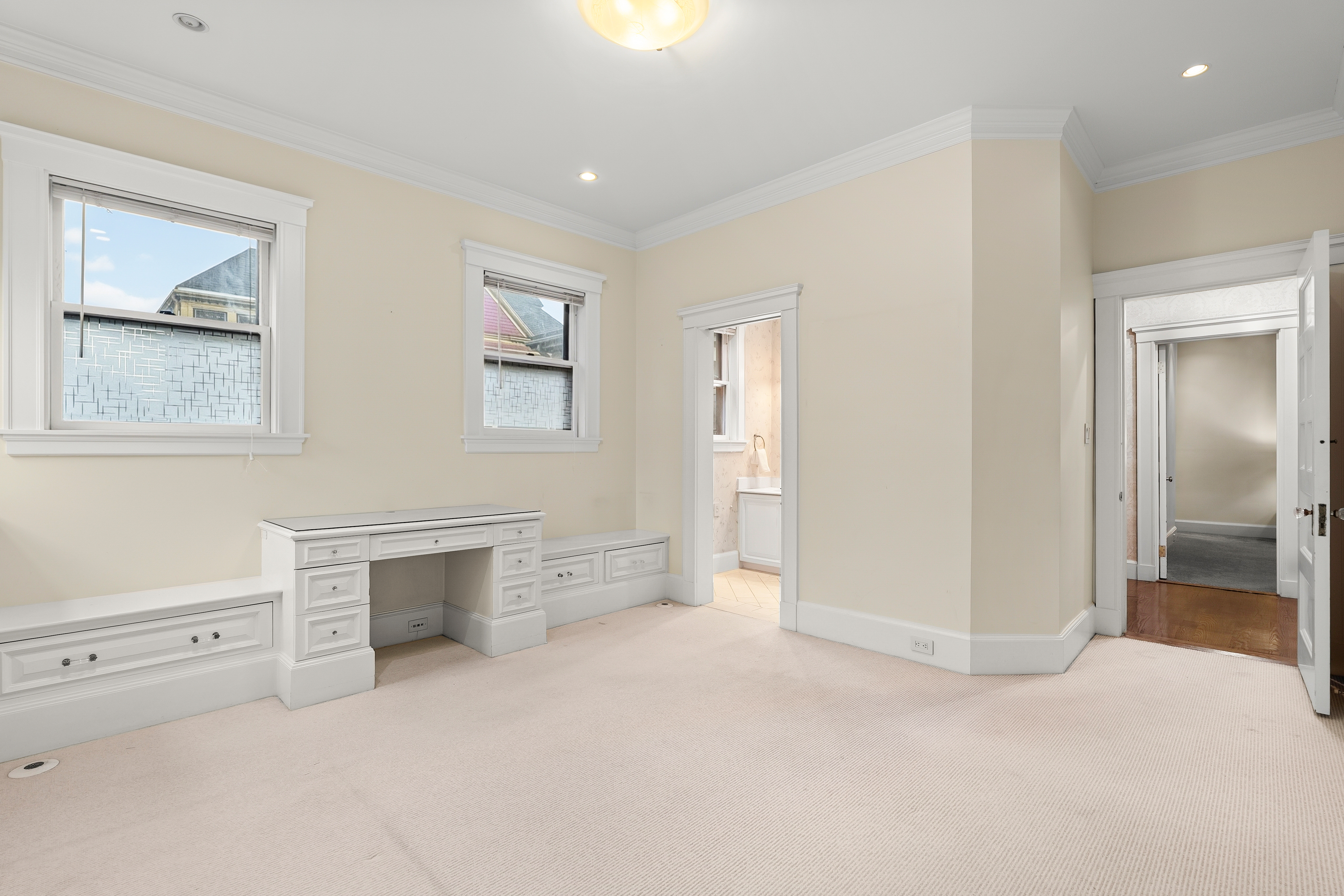  14 Wellington Street, Unit 1,  Arlington, MA, 02476 - 物件實景