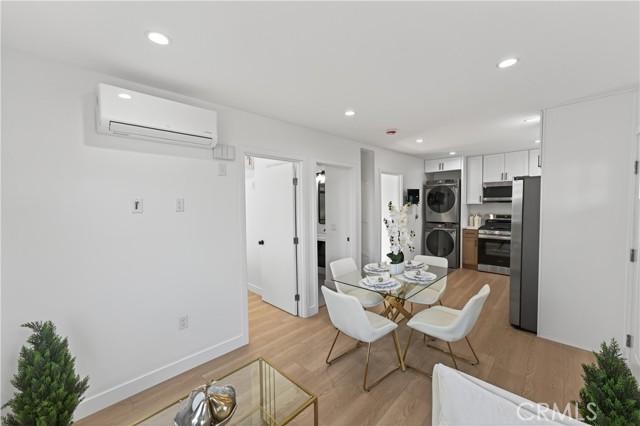 Los Angeles, California, 90044, United States, ,Residential,For Sale,1997733