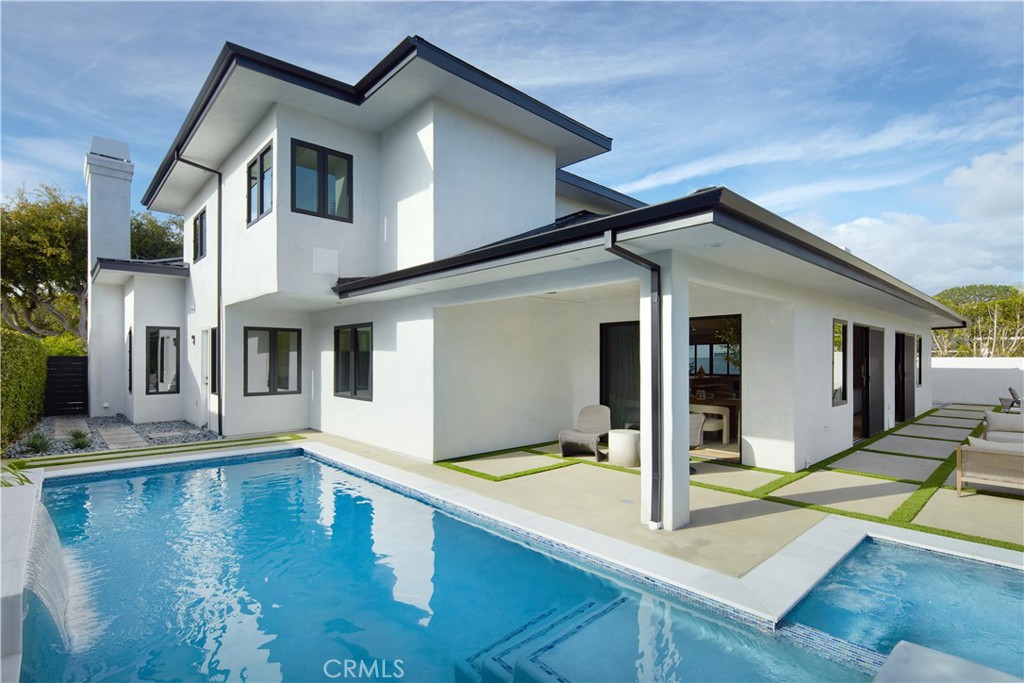 Newport Beach, California, 92660, United States, 4 Bedrooms Bedrooms, ,4 BathroomsBathrooms,Residential,For Sale,2002116