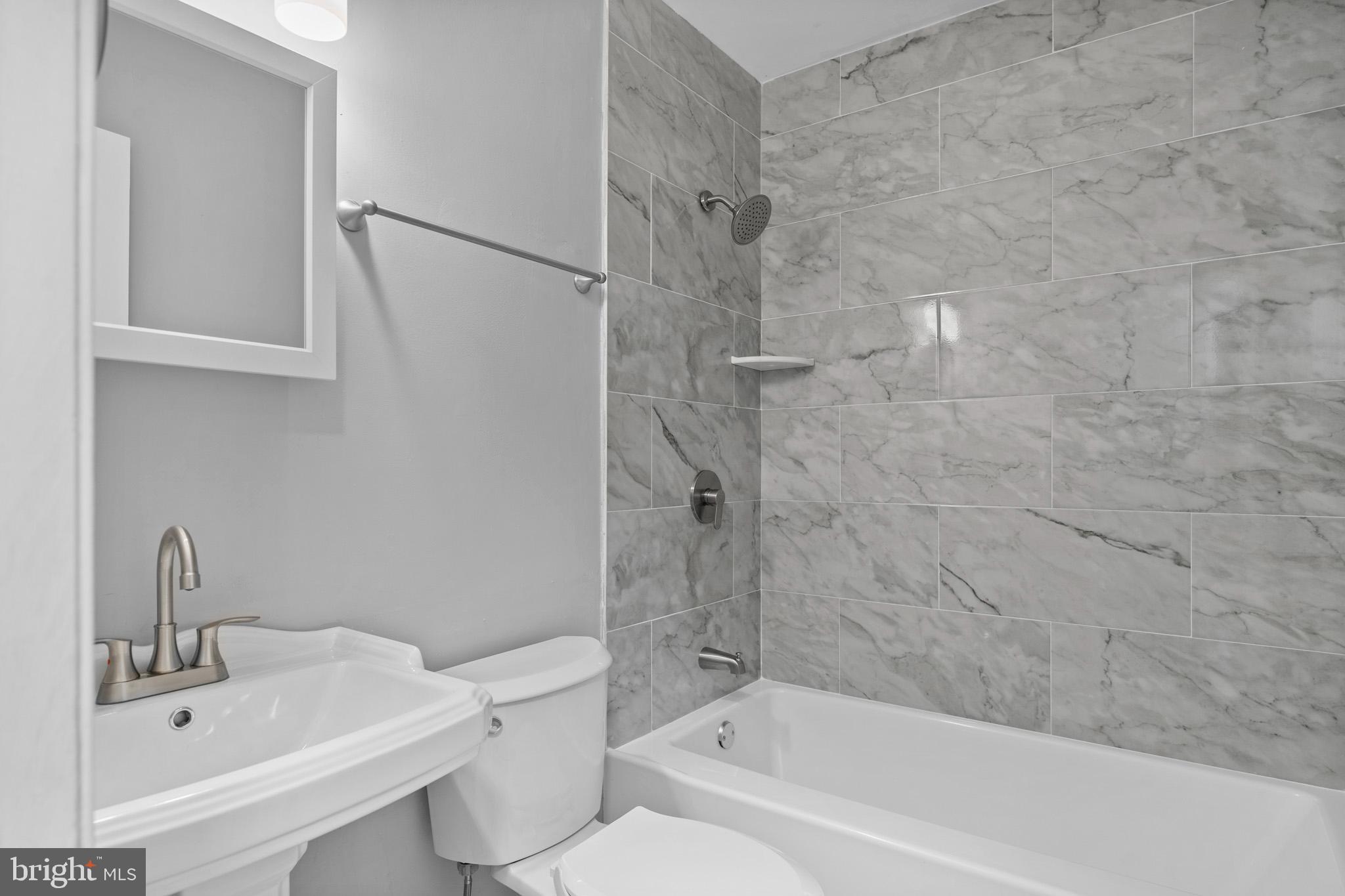 Riva, Maryland, 21140, United States, 5 Bedrooms Bedrooms, ,3 BathroomsBathrooms,Residential,For Sale,1984383